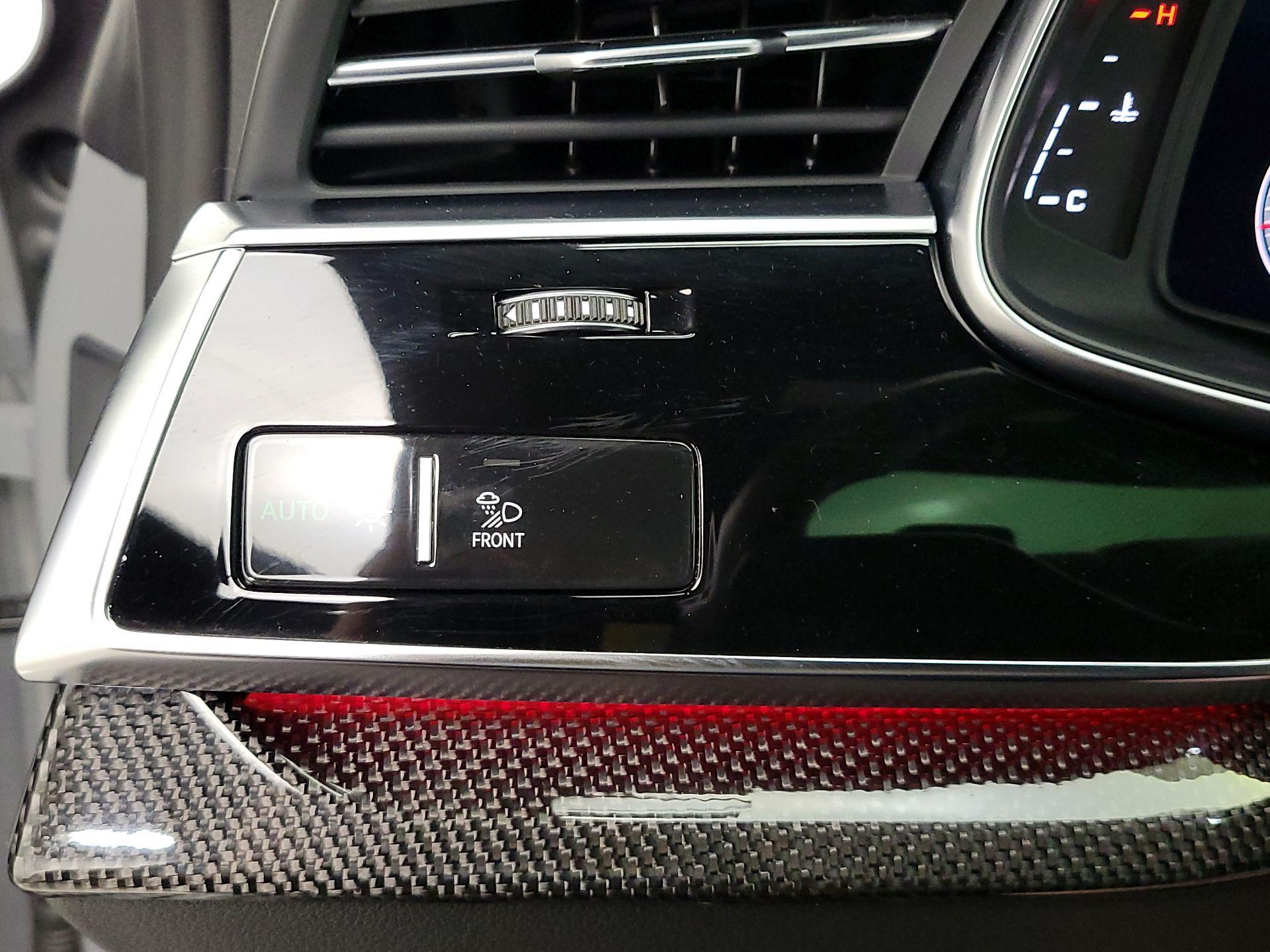Thumbnail: 2023 Audi SQ8 - 13