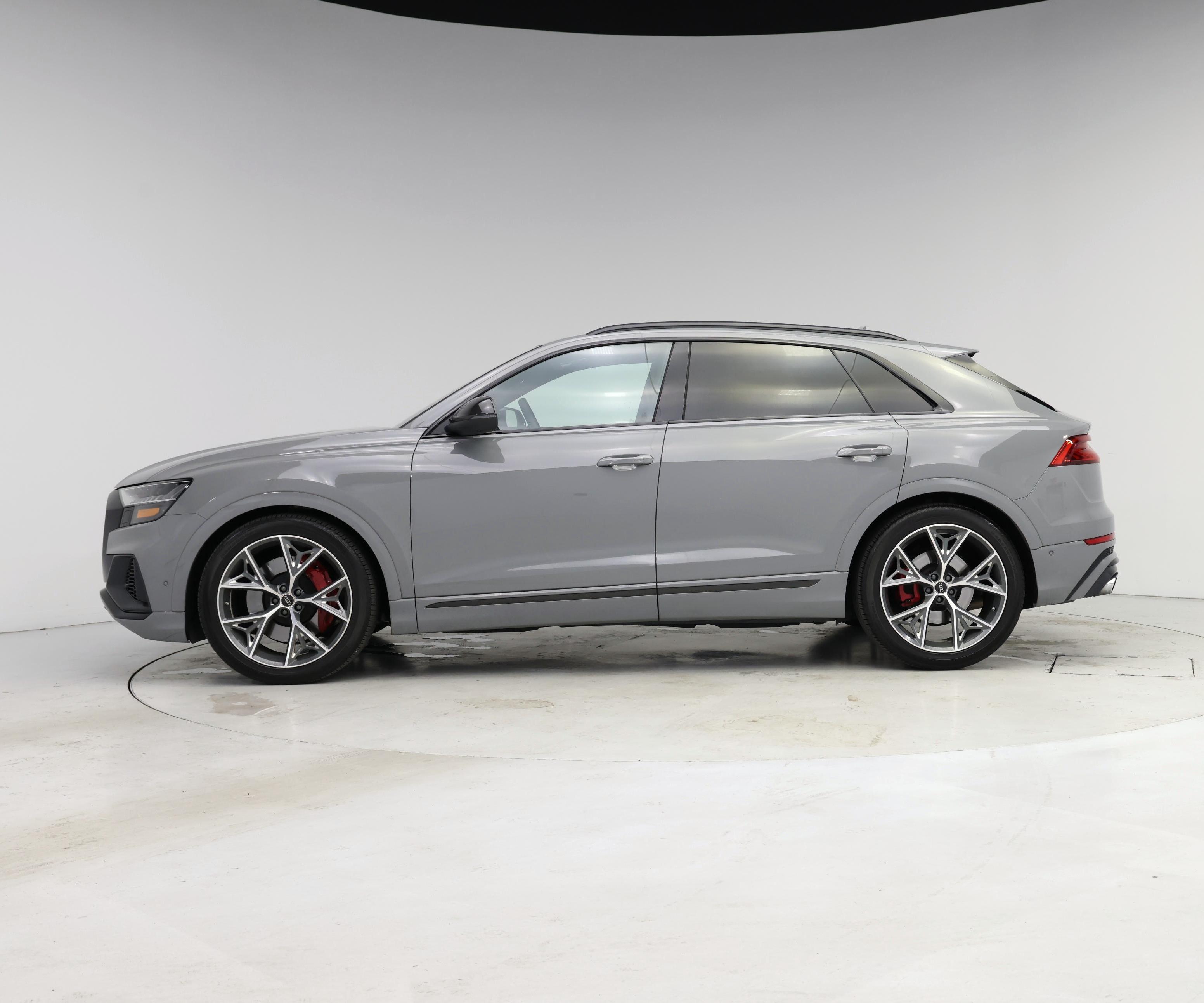 Thumbnail: 2023 Audi SQ8 - 3