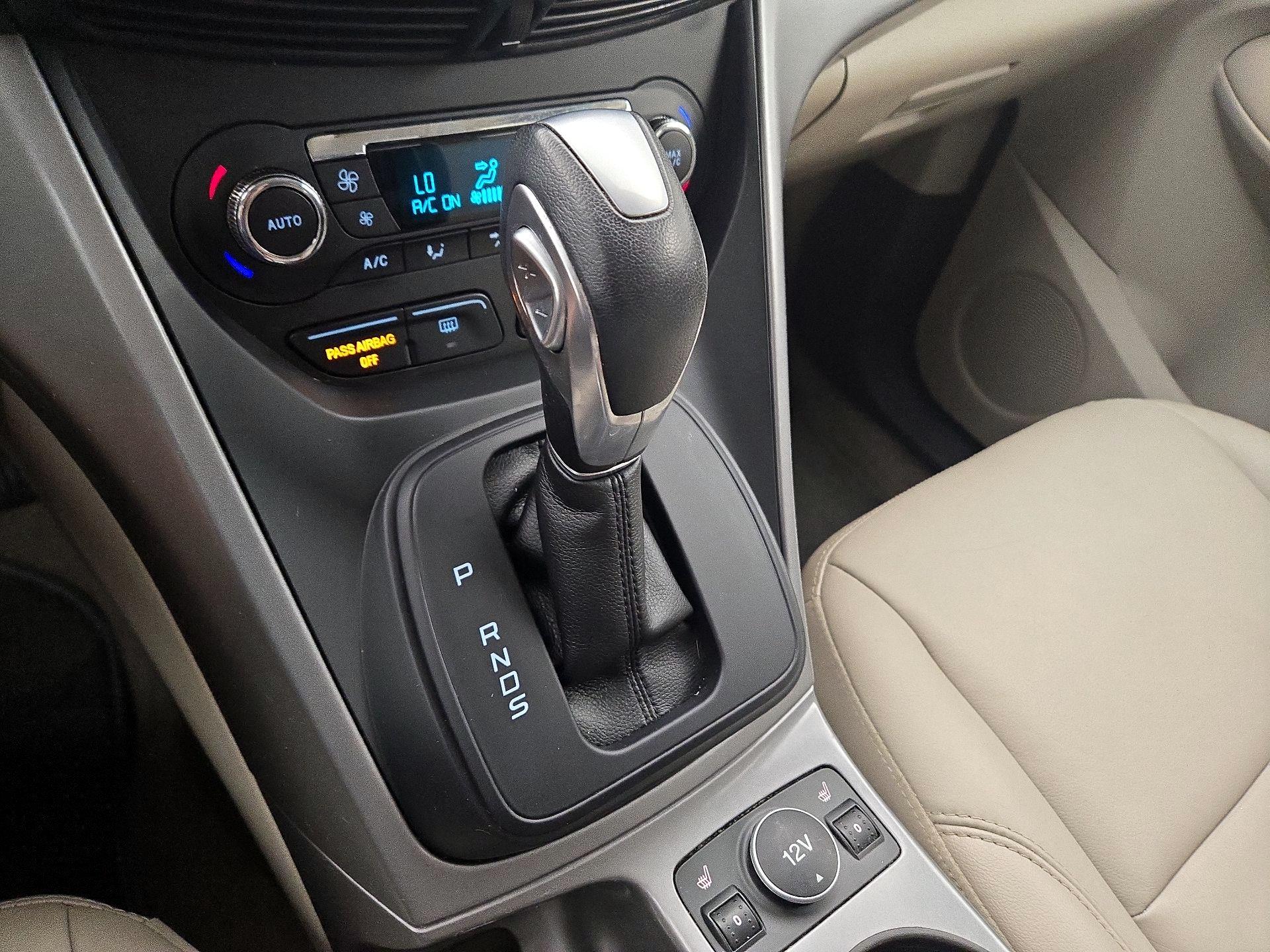 Thumbnail: 2016 Ford Escape - 17