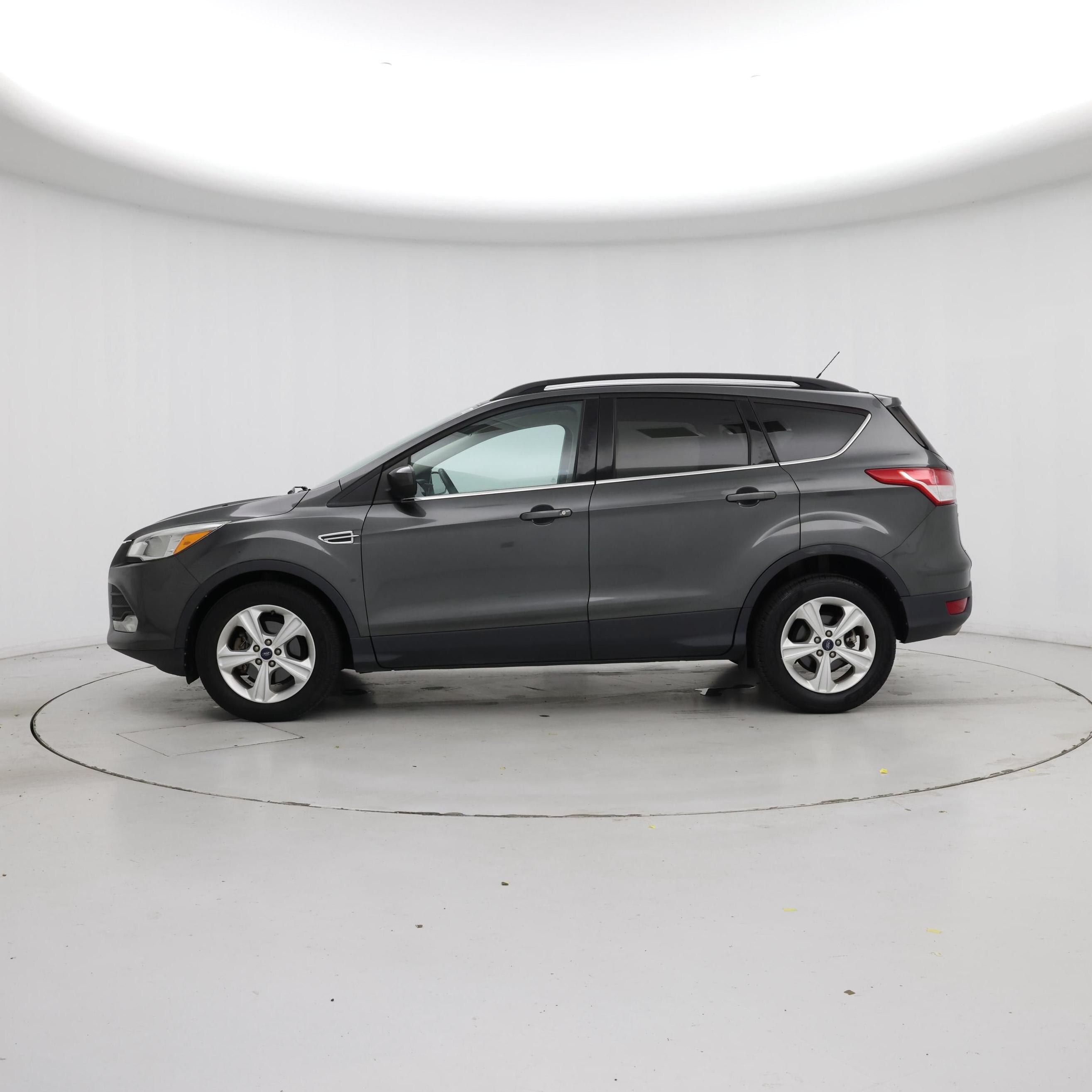 Thumbnail: 2016 Ford Escape - 3