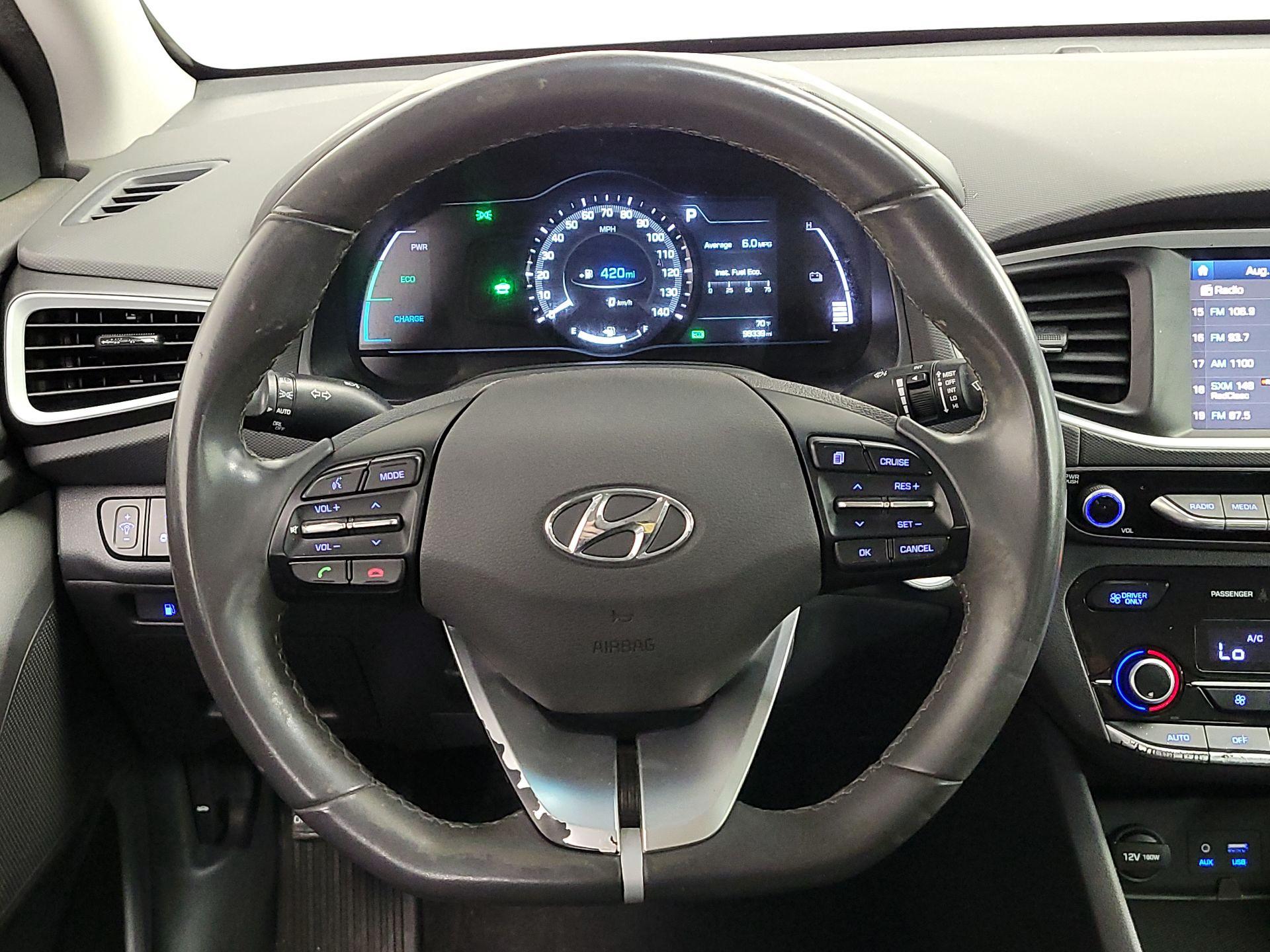 Thumbnail: 2017 Hyundai Ioniq - 10
