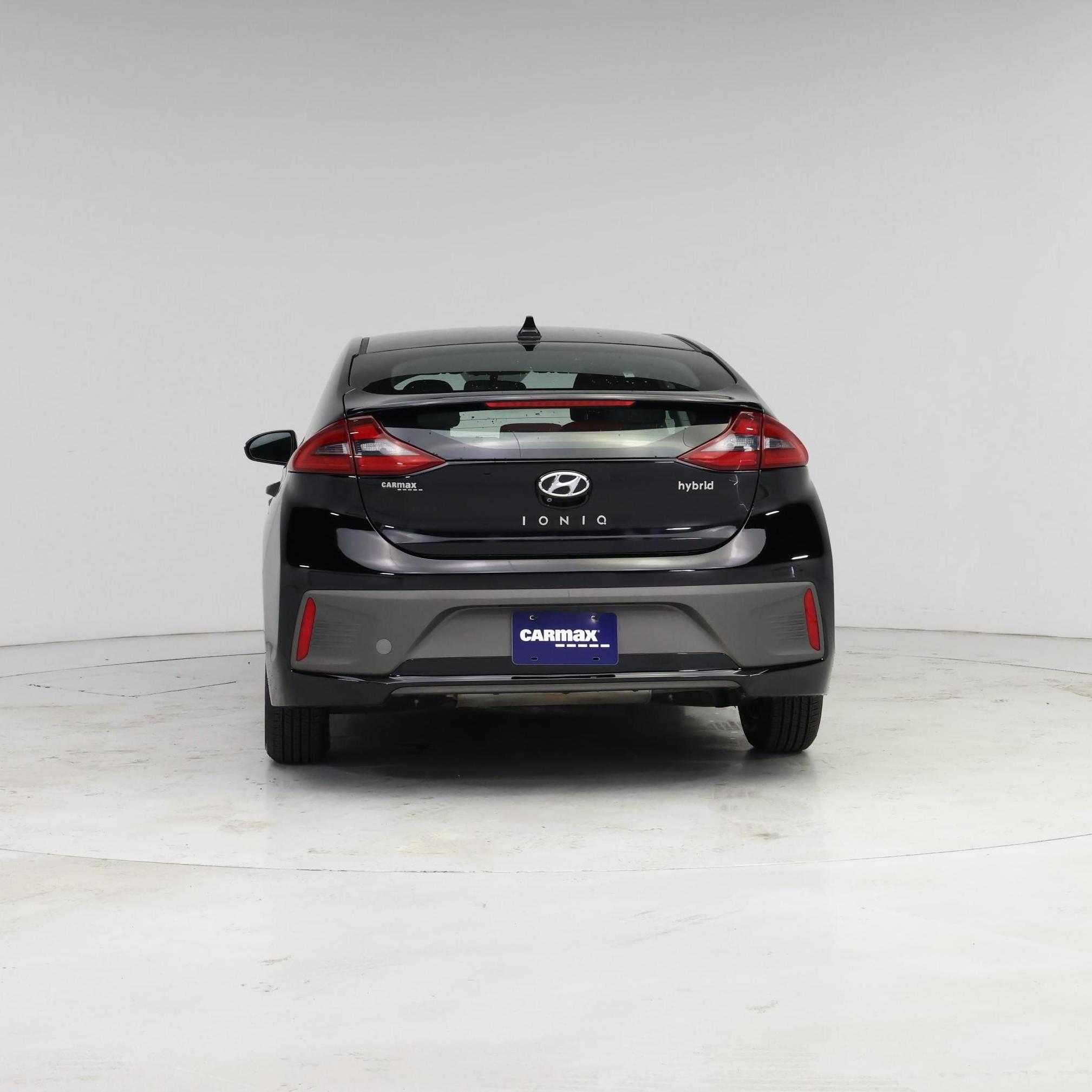 Thumbnail: 2017 Hyundai Ioniq - 6