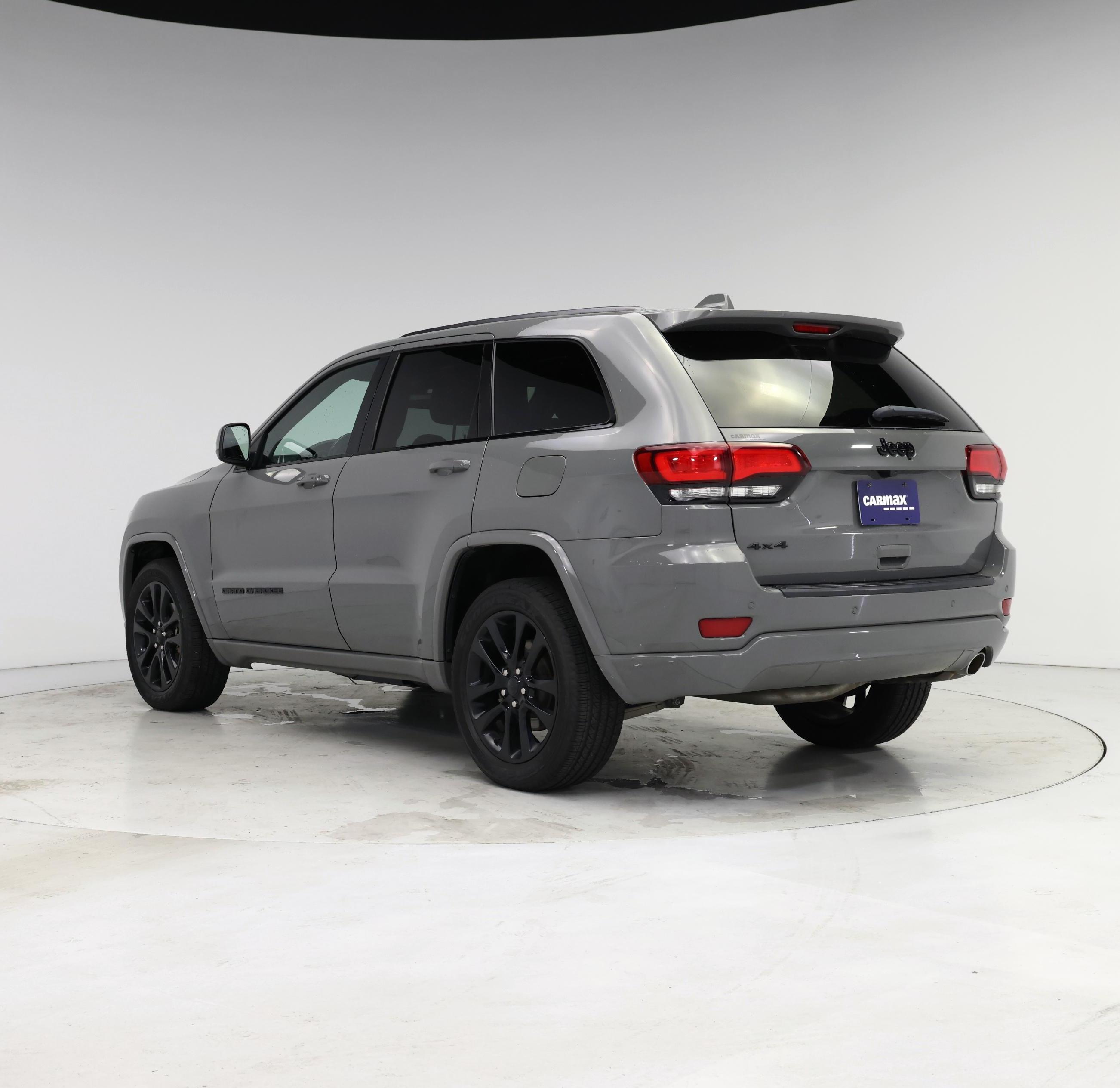 Thumbnail: 2020 Jeep Grand Cherokee - 2
