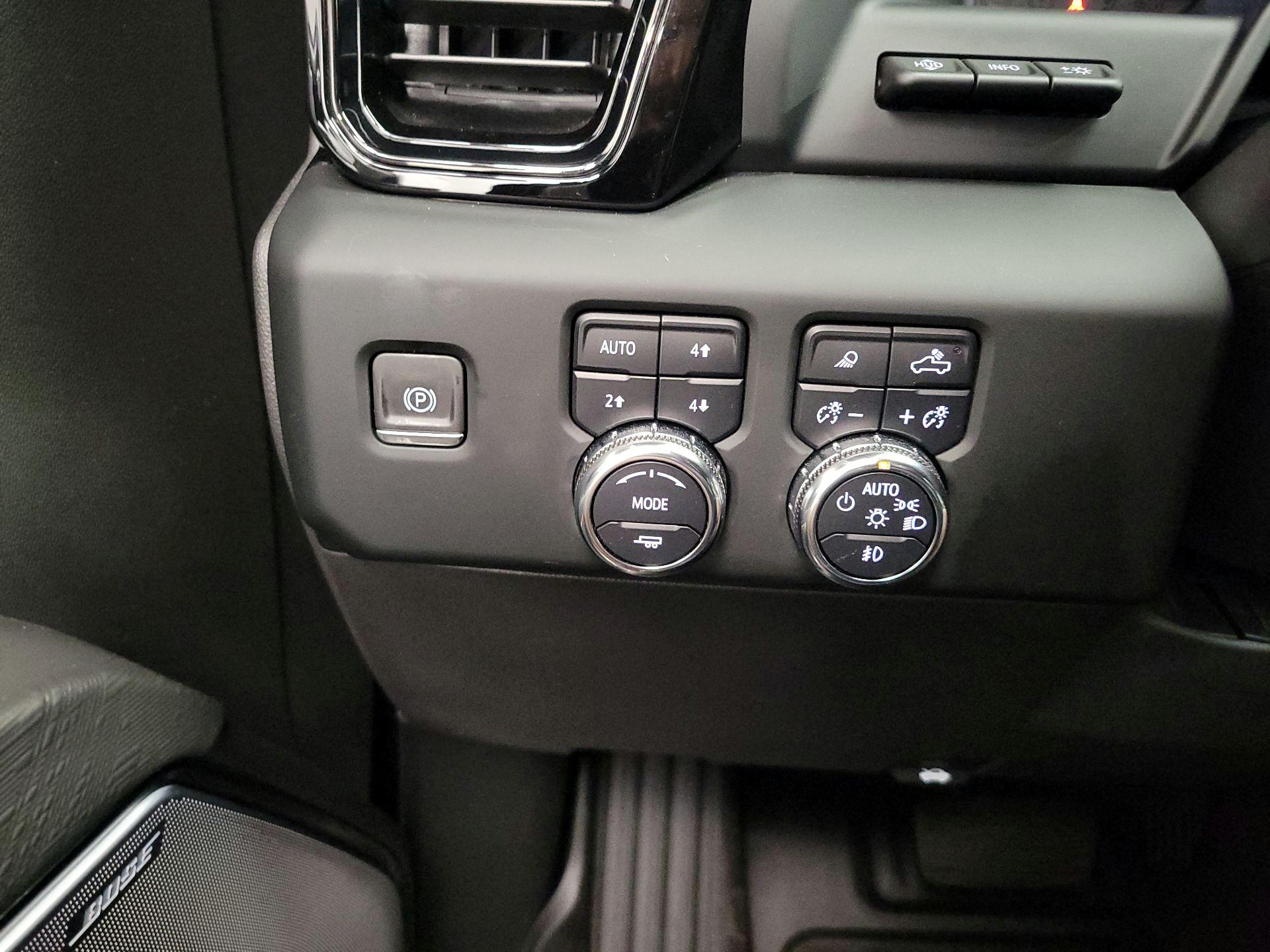 Thumbnail: 2024 GMC Sierra 1500 - 13