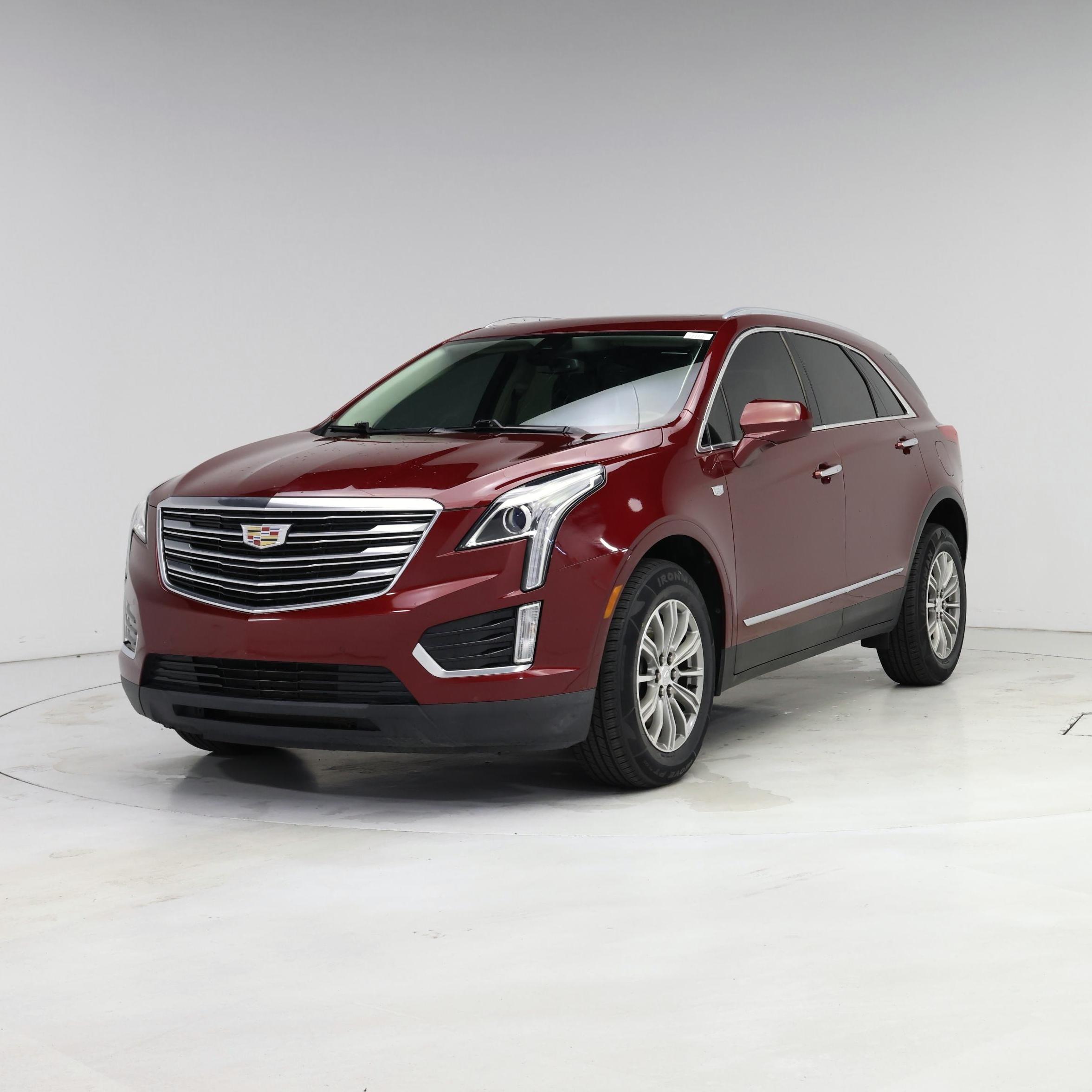 Thumbnail: 2017 Cadillac XT5 - 4
