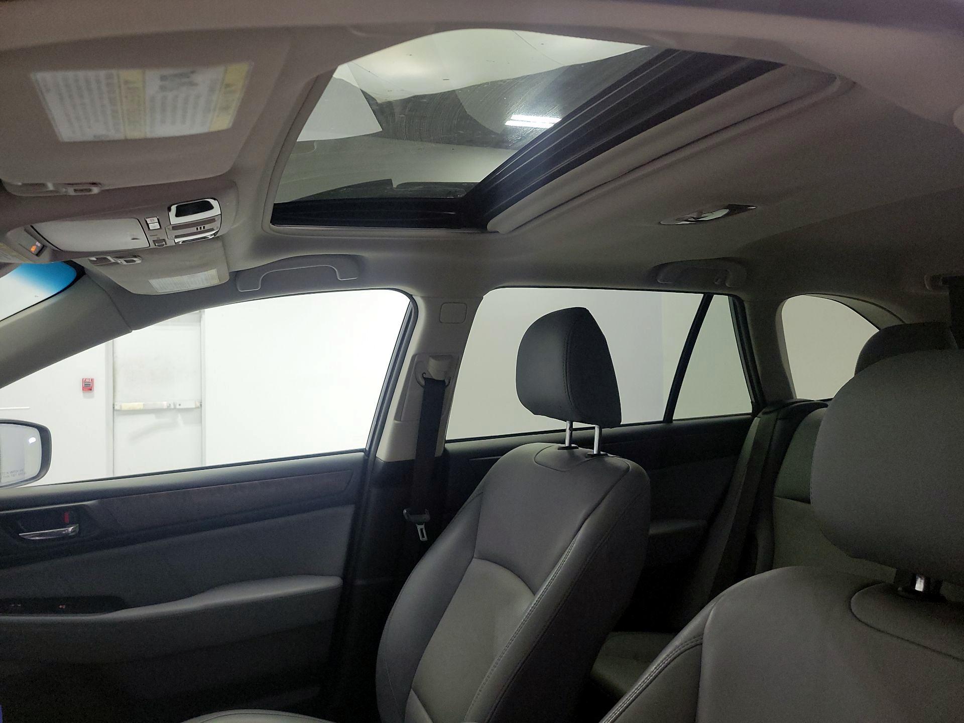 Thumbnail: 2018 Subaru Outback - 20