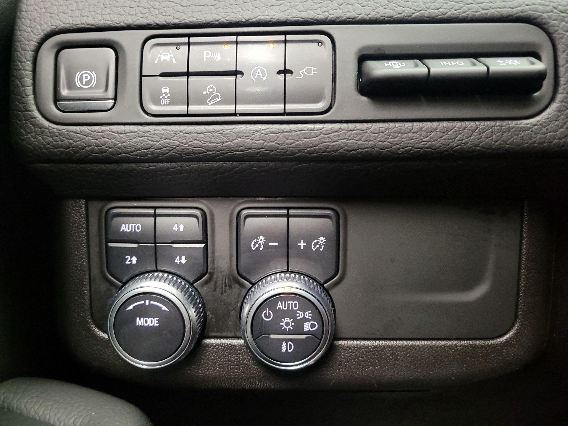 Thumbnail: 2021 GMC Yukon - 13