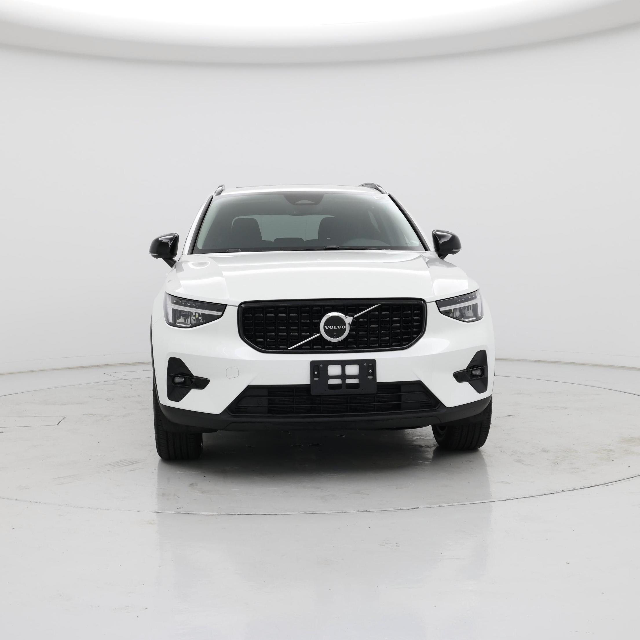 Thumbnail: 2024 Volvo XC40 - 5