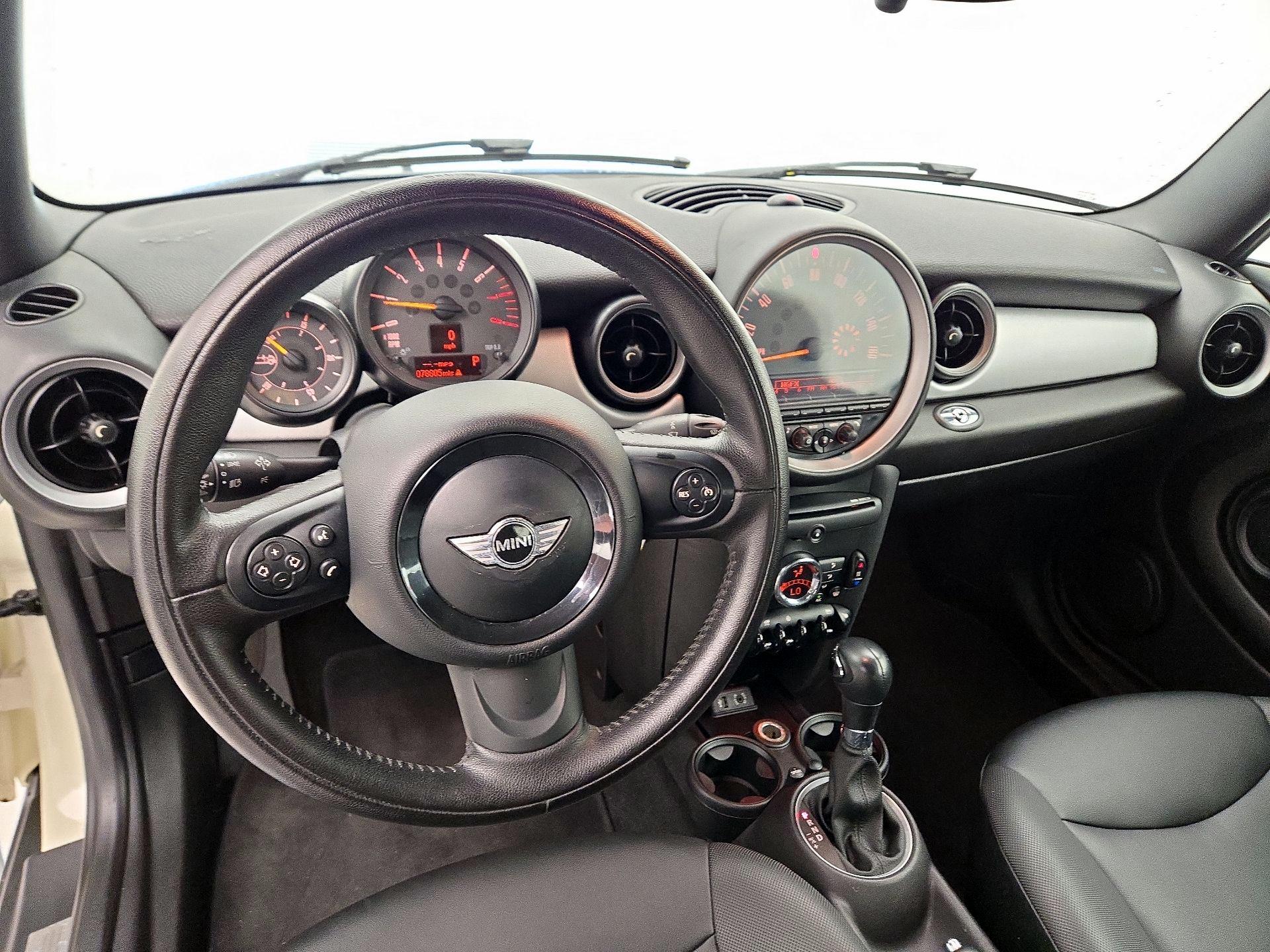 Thumbnail: 2015 MINI Cooper - 9