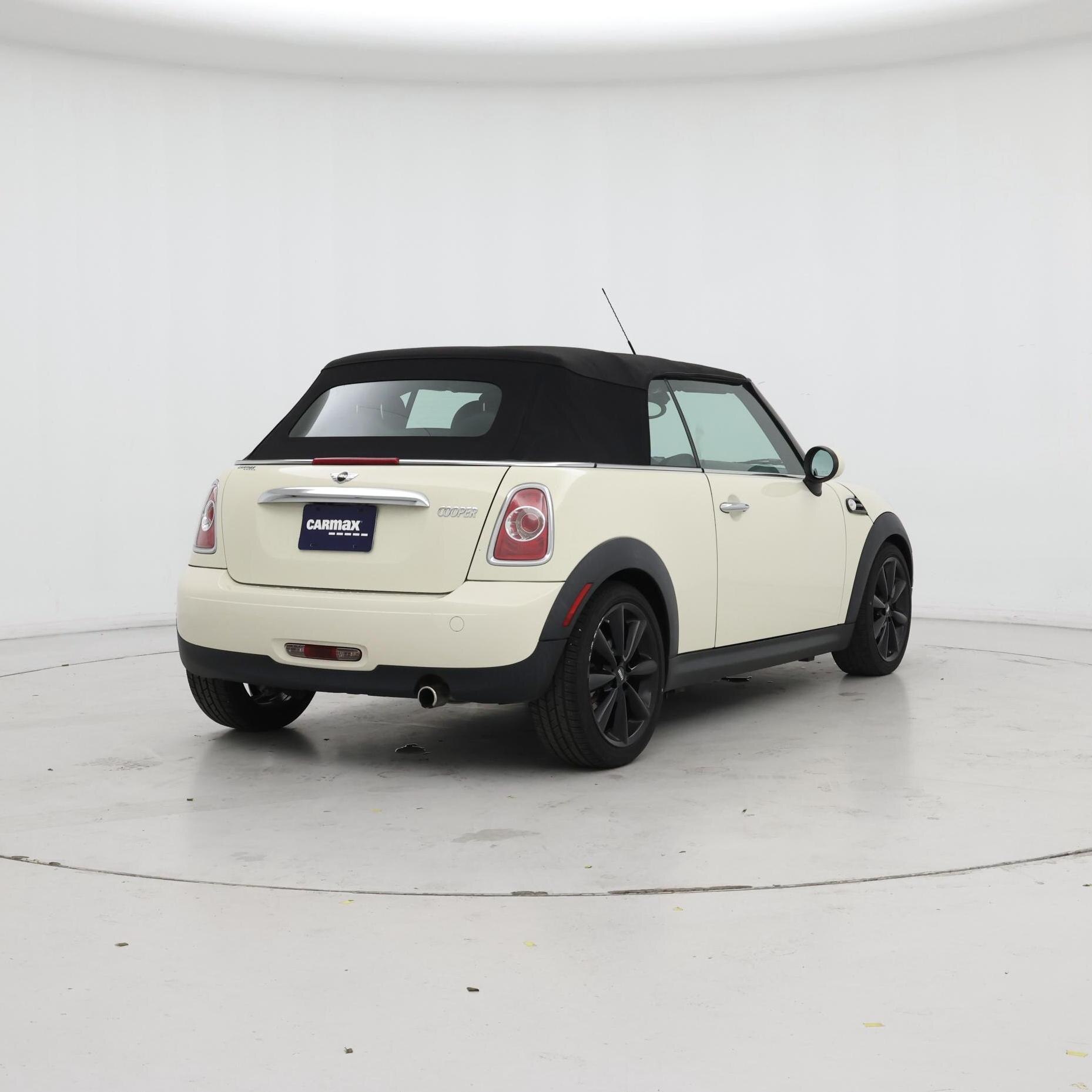 Thumbnail: 2015 MINI Cooper - 8