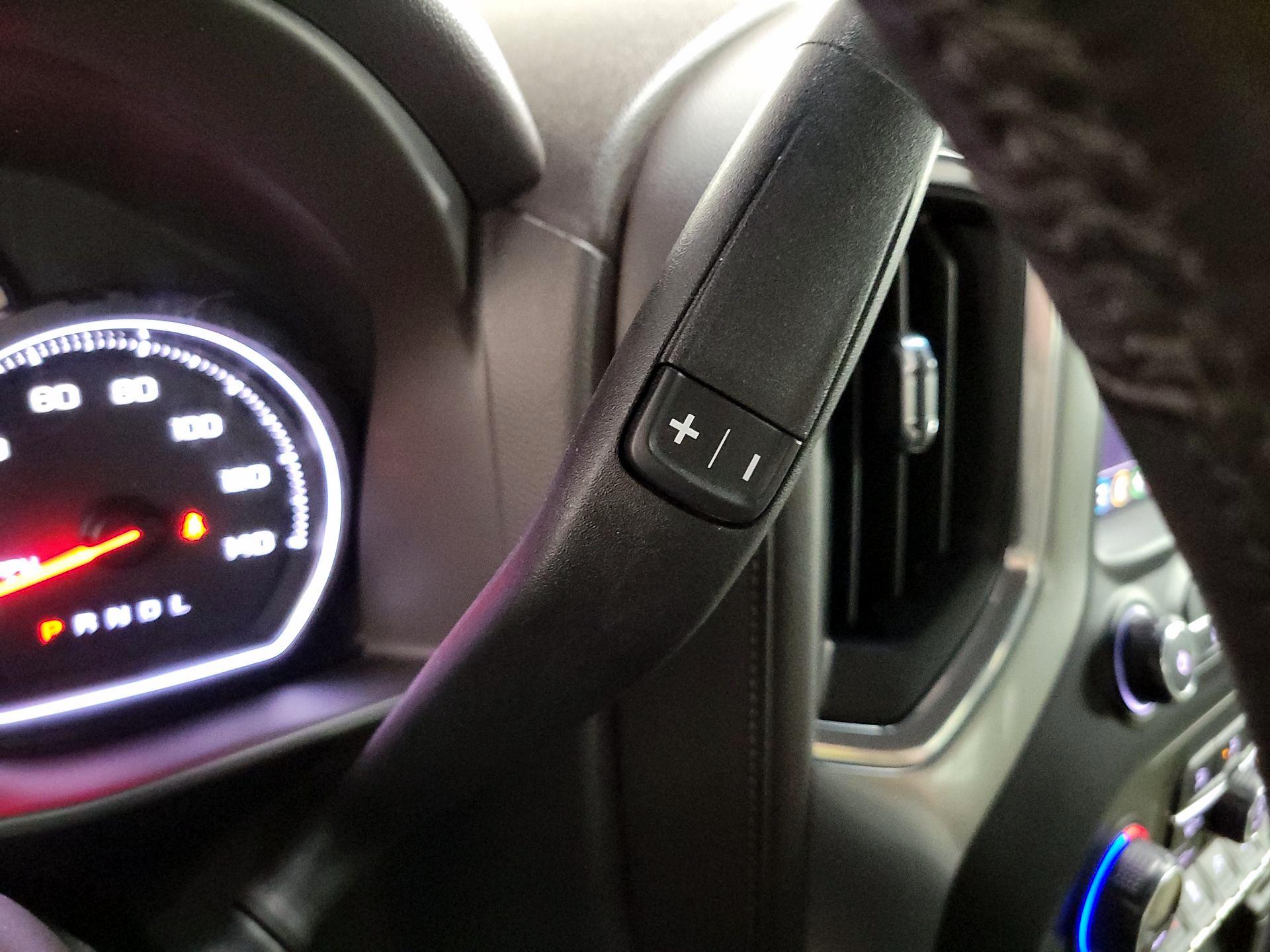 Thumbnail: 2019 Chevrolet Silverado 1500 - 17