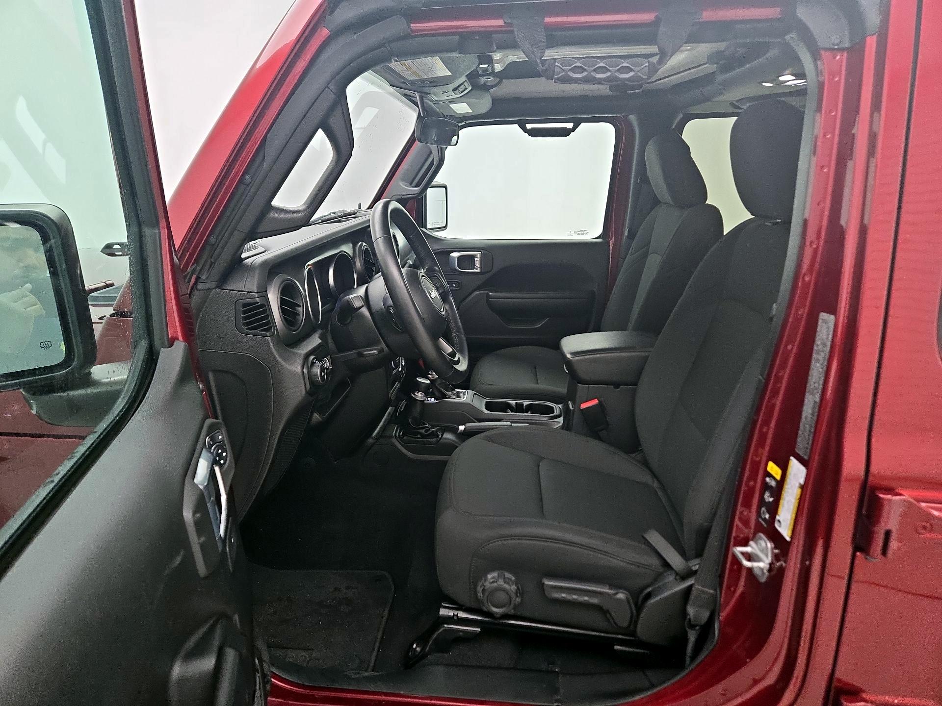 Thumbnail: 2021 Jeep Wrangler - 11