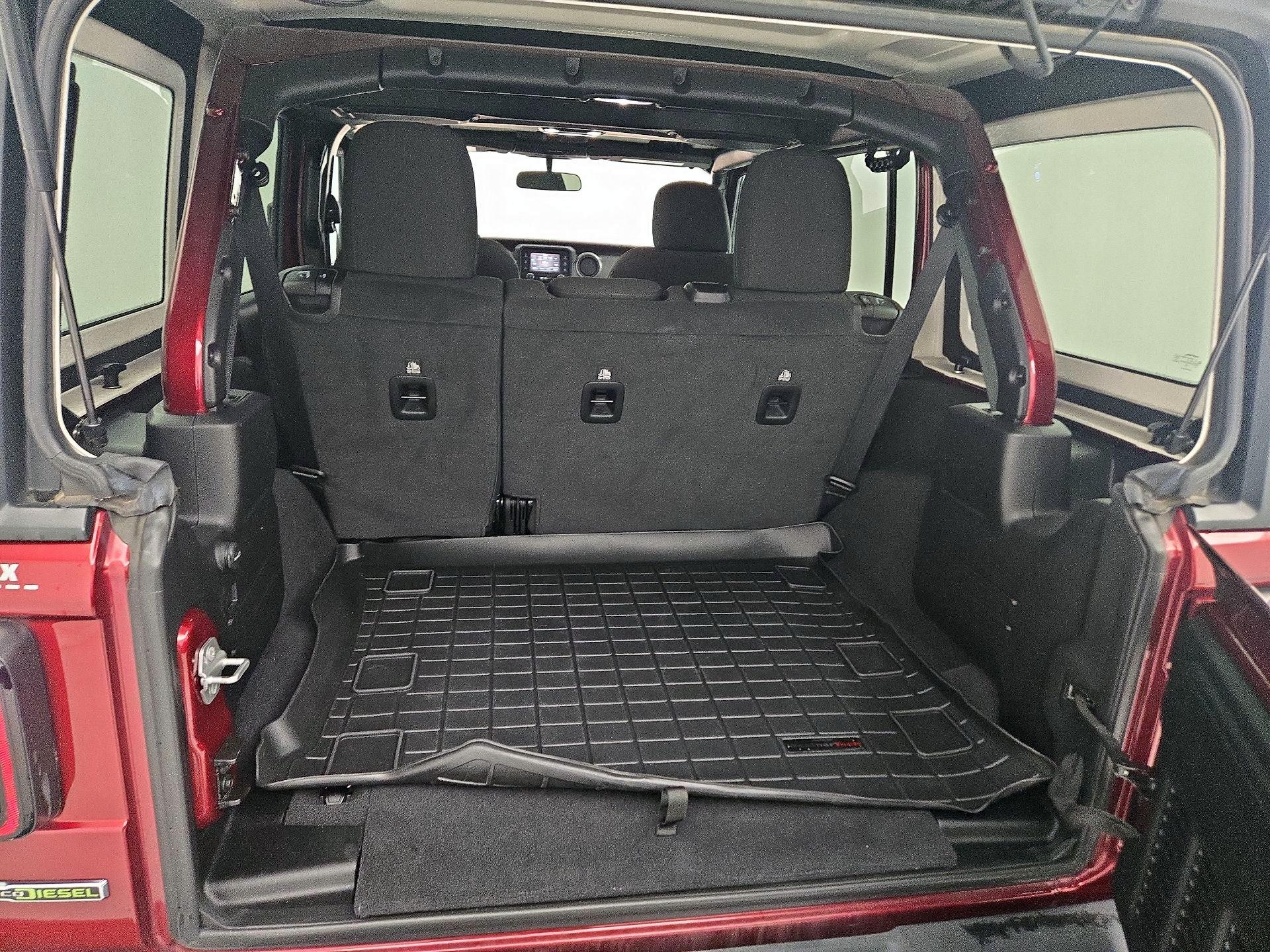 Thumbnail: 2021 Jeep Wrangler - 20