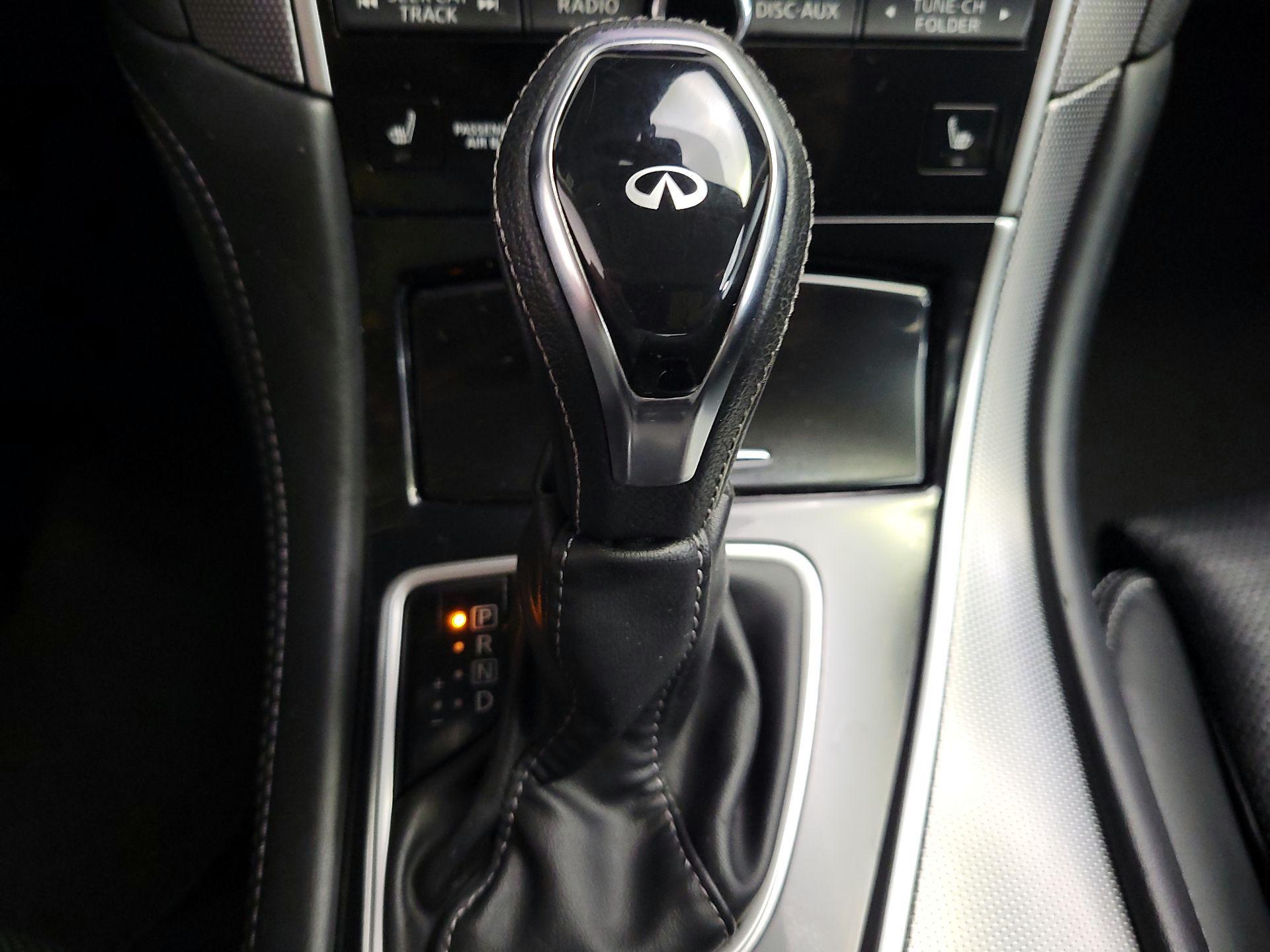 Thumbnail: 2019 INFINITI Q50 - 17