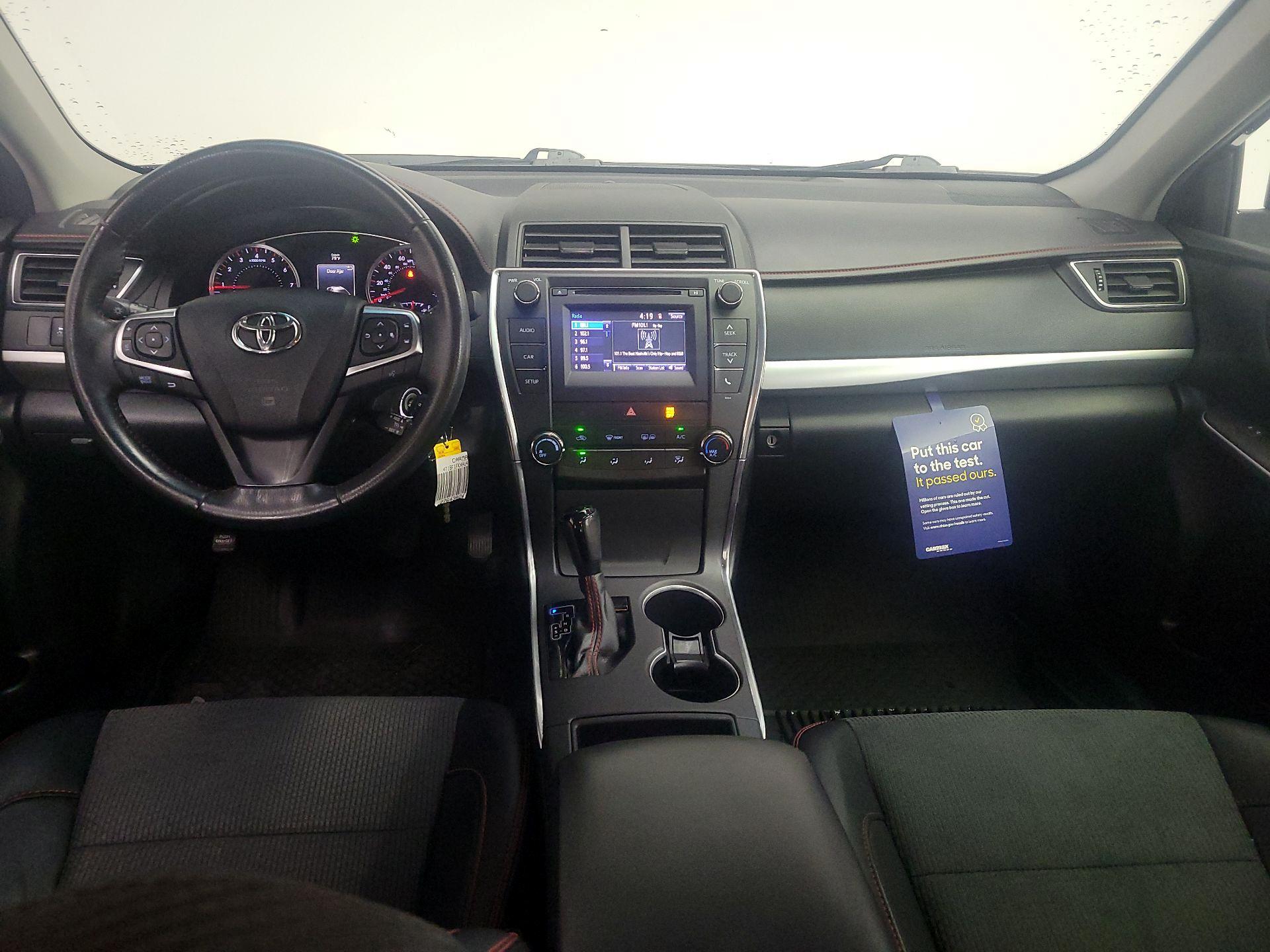 Thumbnail: 2017 Toyota Camry - 9