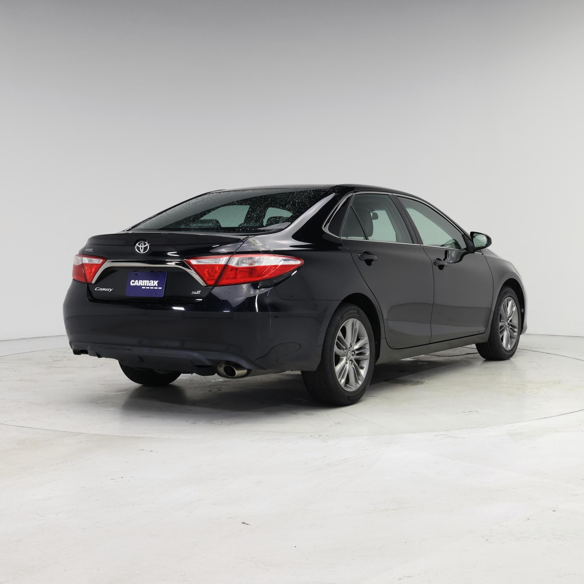 Thumbnail: 2017 Toyota Camry - 8