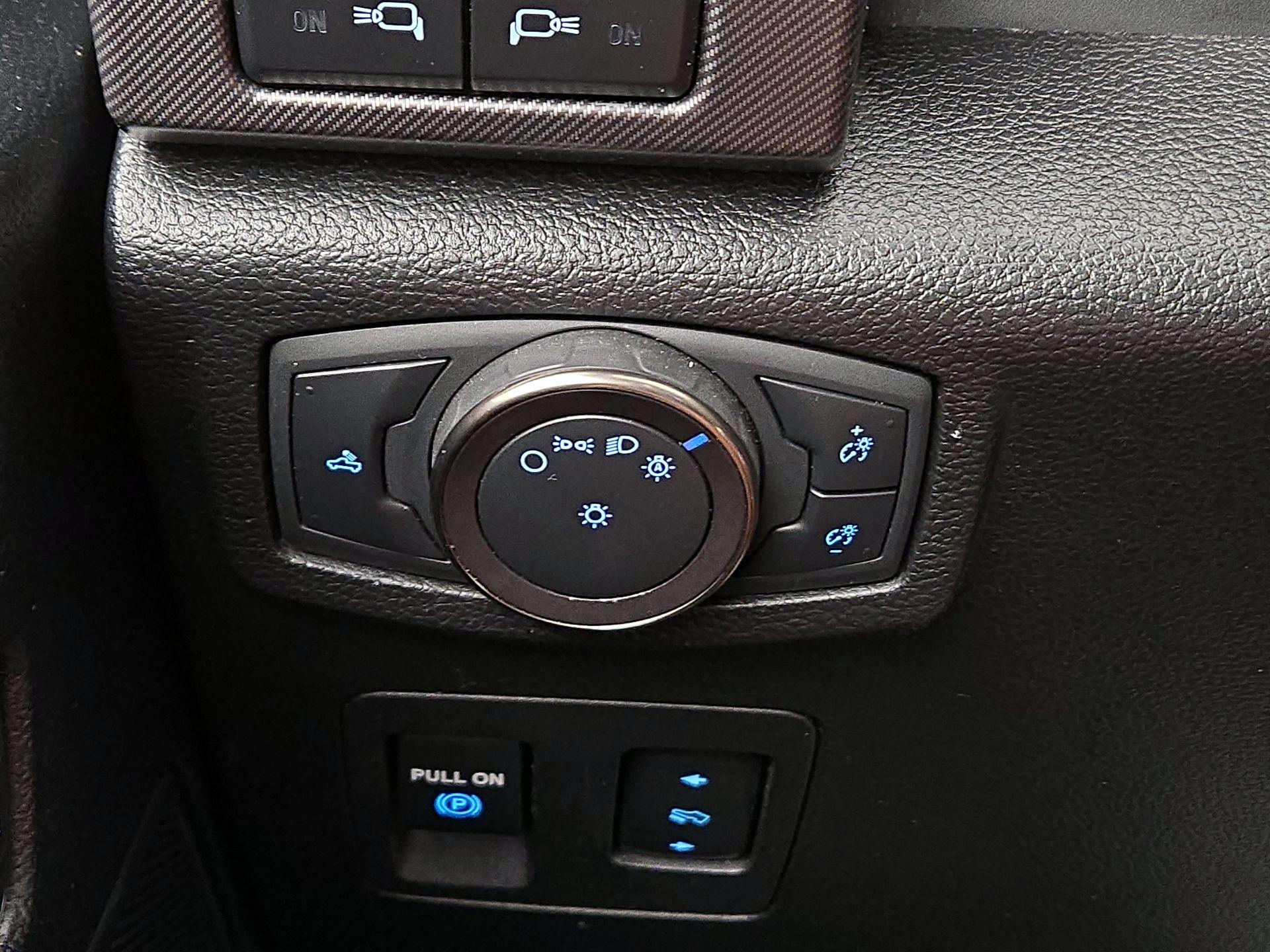 Thumbnail: 2019 Ford F-150 - 13