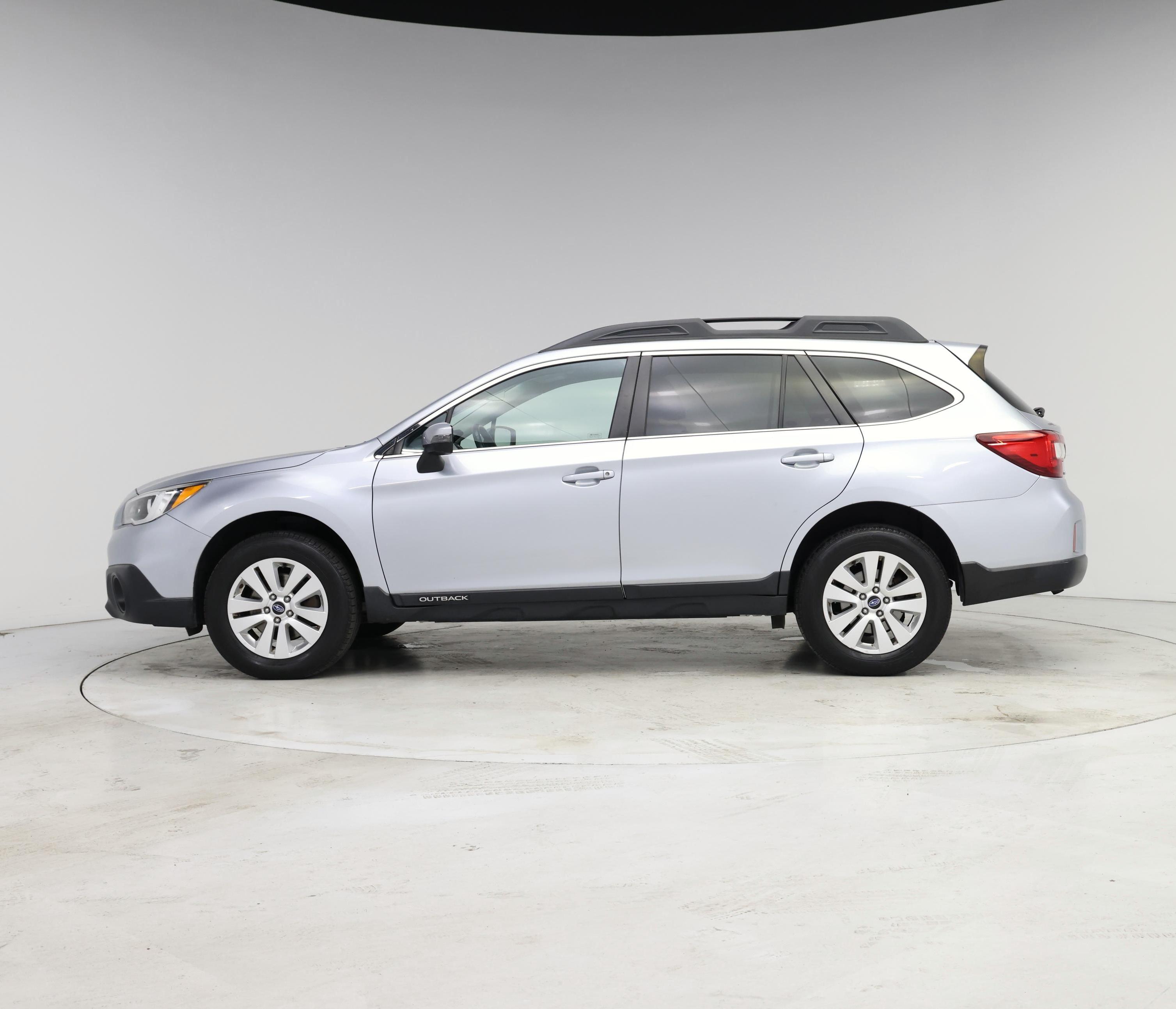 Thumbnail: 2017 Subaru Outback - 3