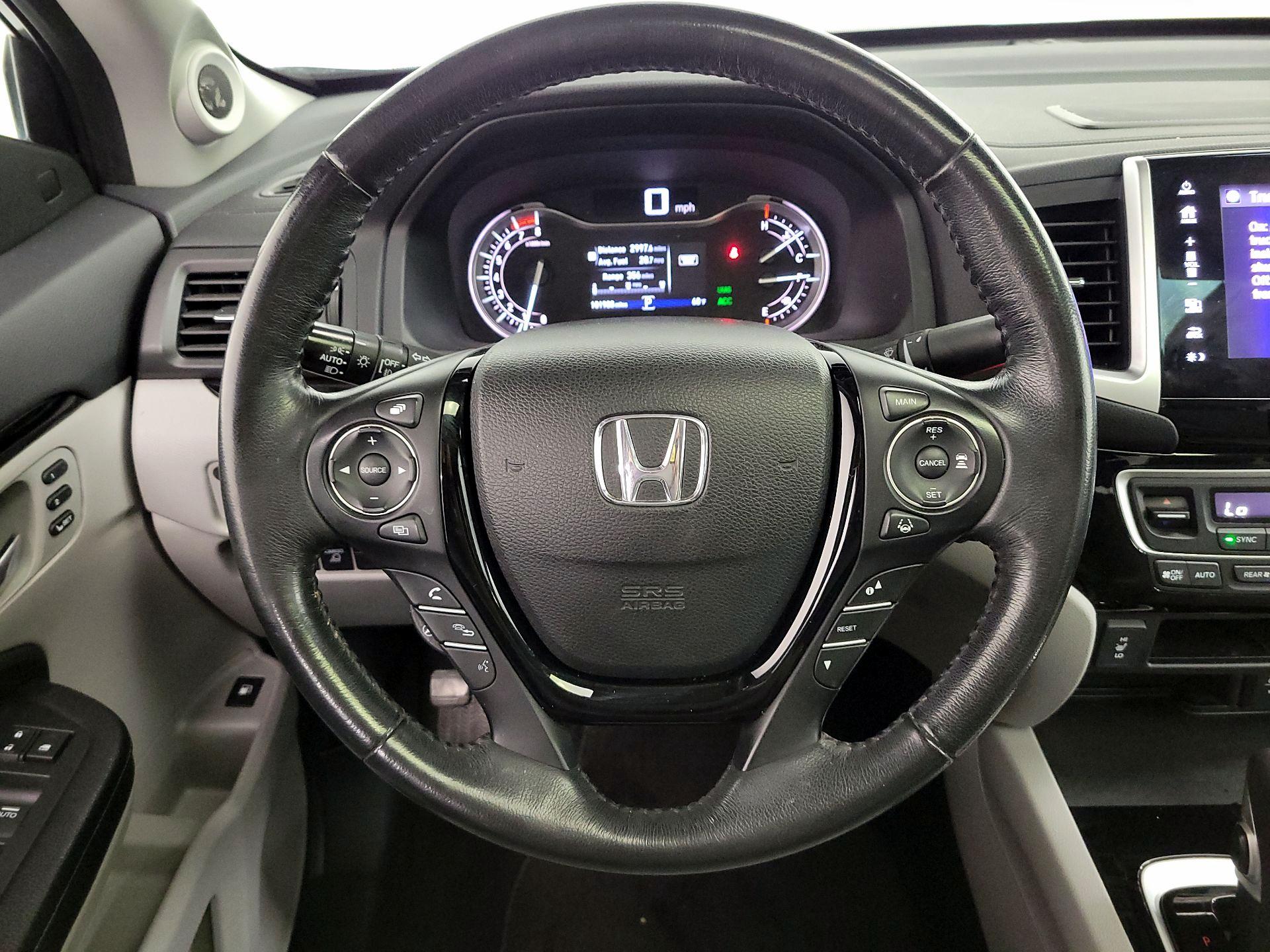 Thumbnail: 2017 Honda Ridgeline - 10