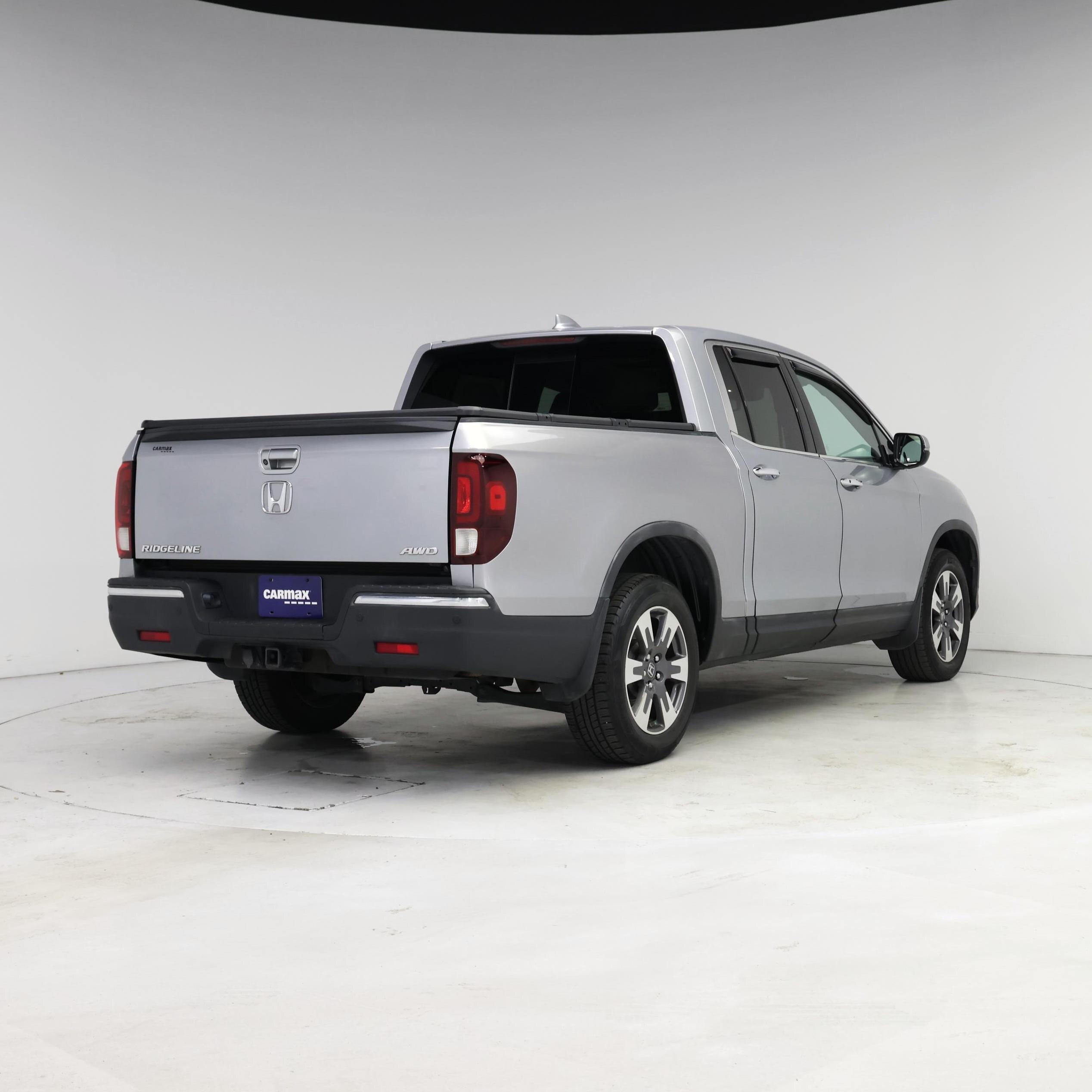 Thumbnail: 2017 Honda Ridgeline - 8