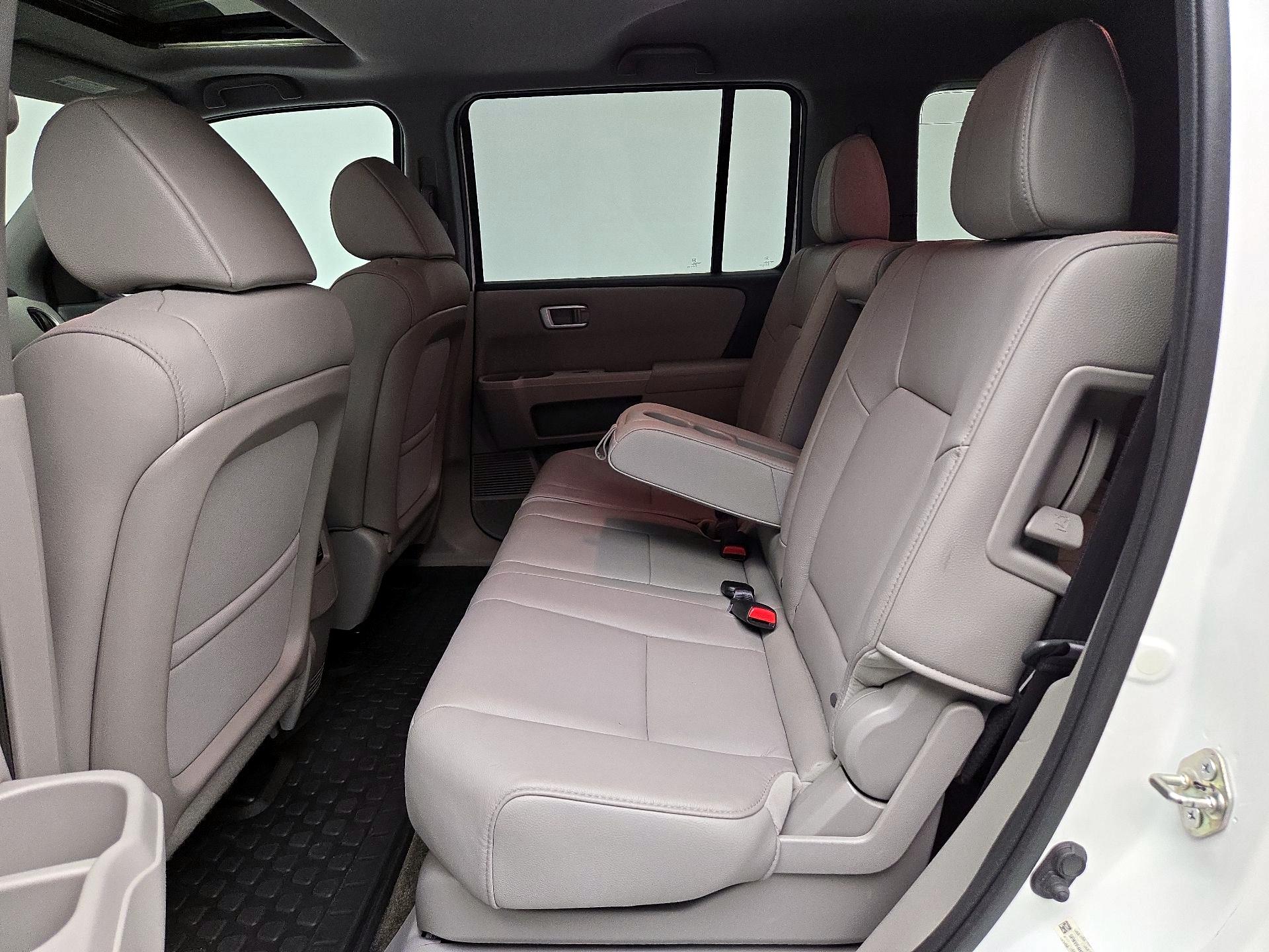 Thumbnail: 2014 Honda Pilot - 20