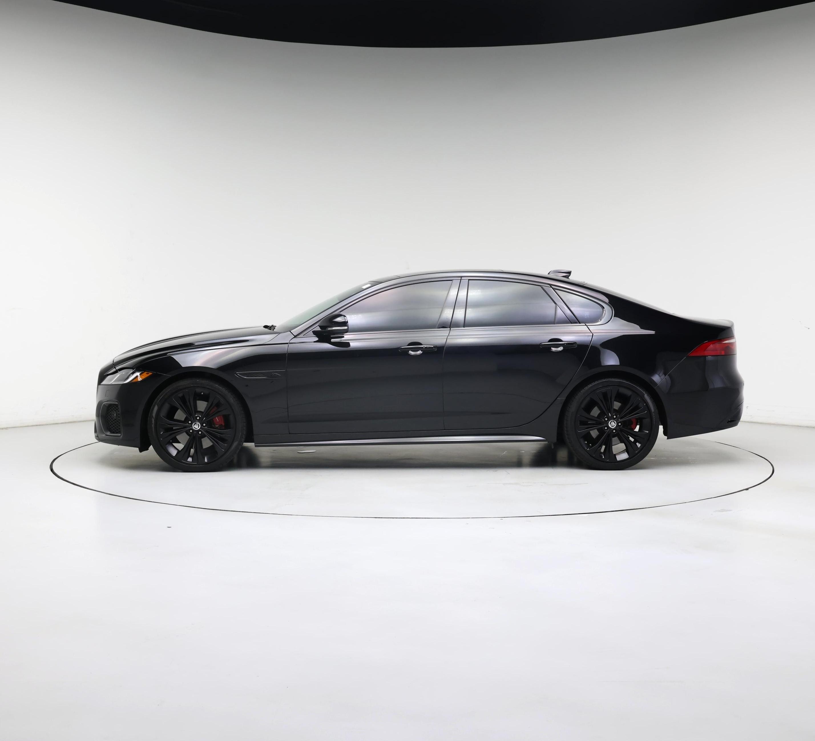 Thumbnail: 2024 Jaguar XF - 3