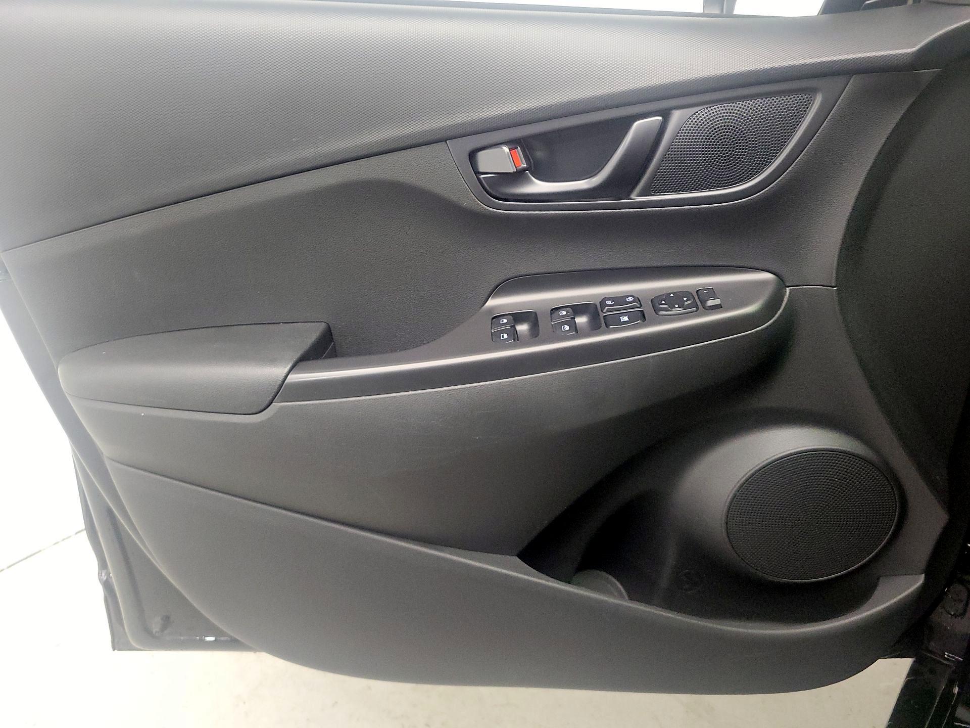 Thumbnail: 2023 Hyundai Kona - 12
