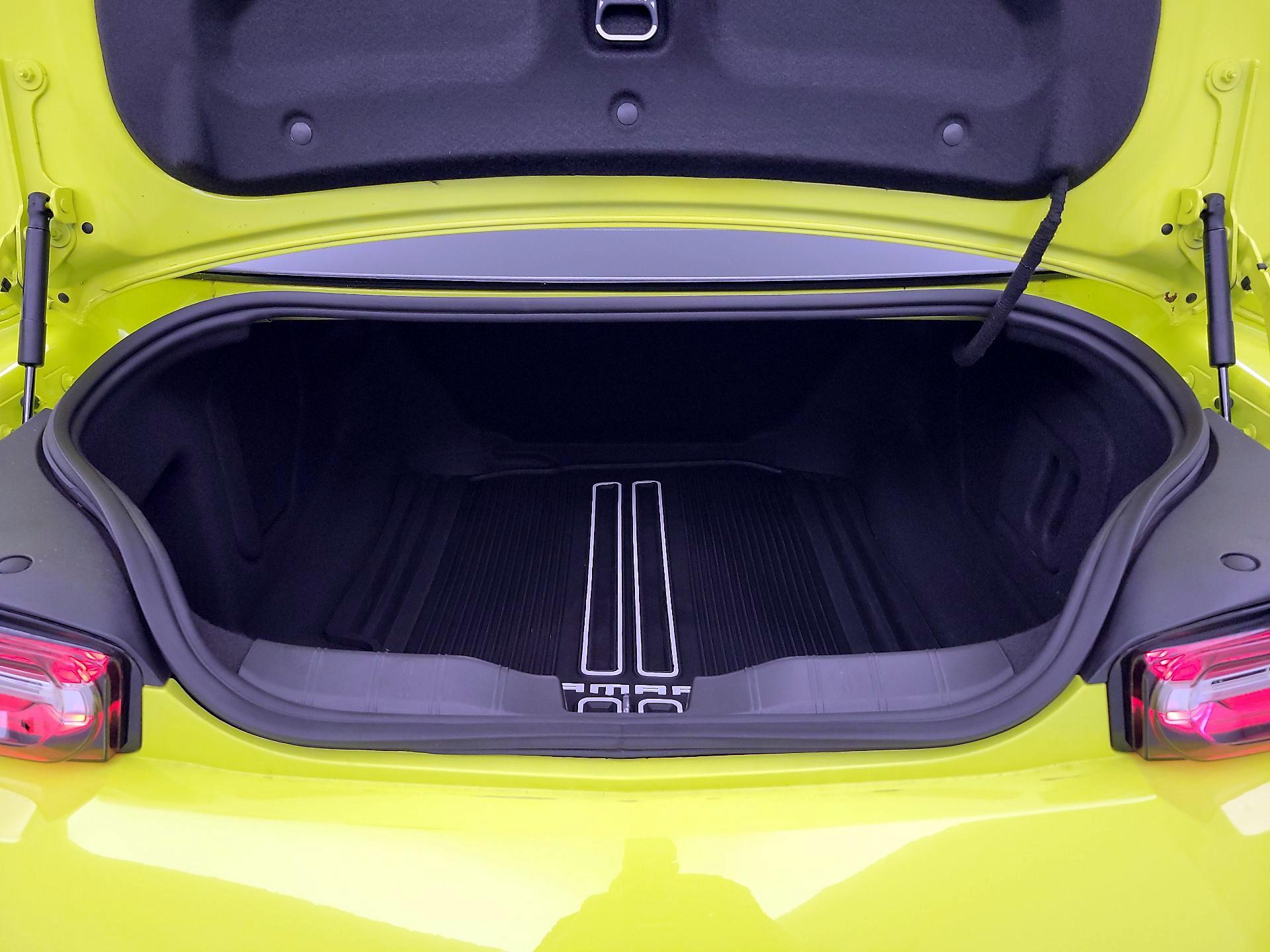 Thumbnail: 2019 Chevrolet Camaro - 20