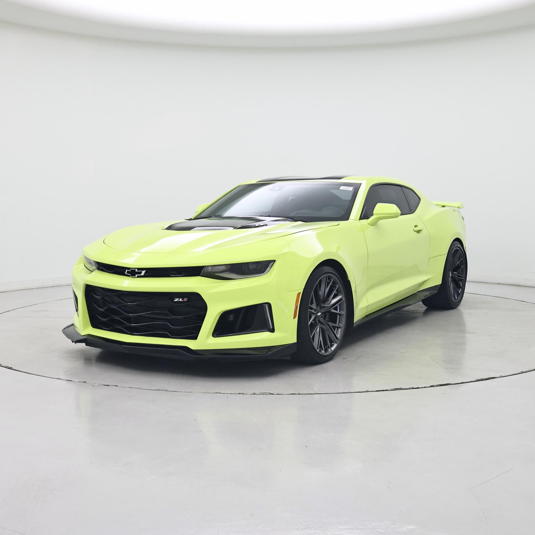 Thumbnail: 2019 Chevrolet Camaro - 4