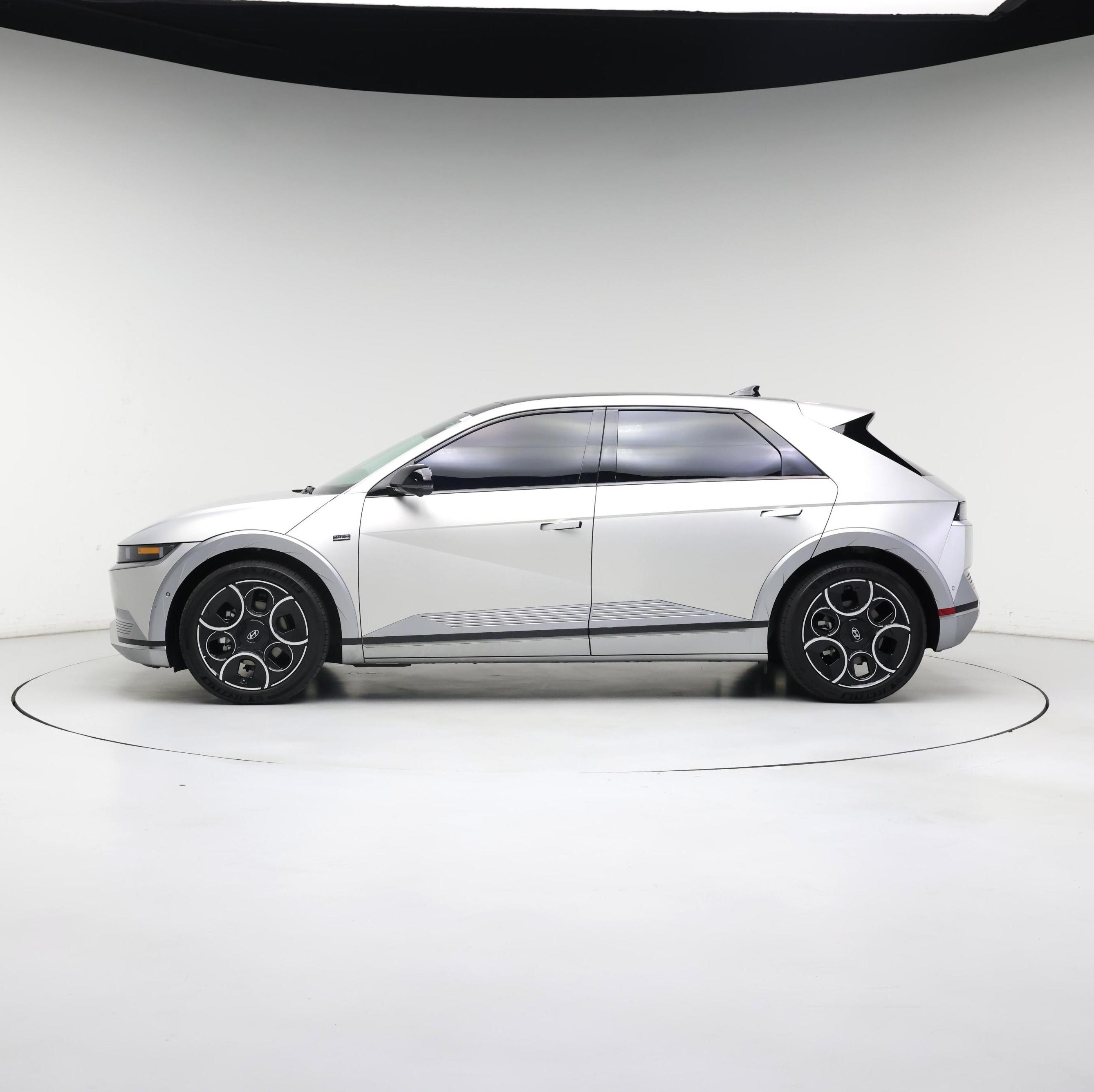 Thumbnail: 2024 Hyundai Ioniq 5 - 3