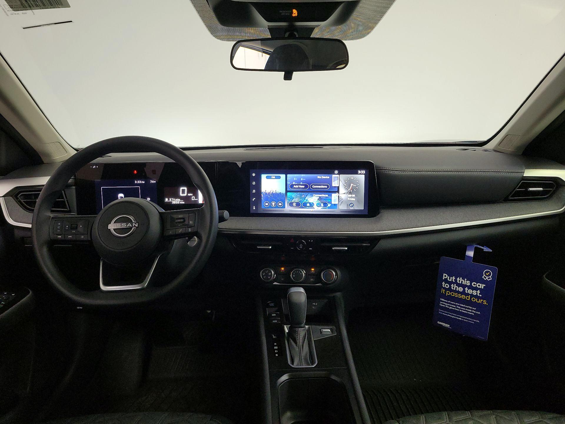 Thumbnail: 2025 Nissan Kicks - 9