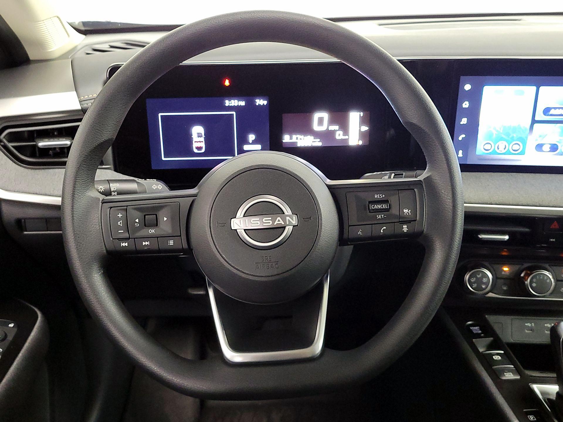Thumbnail: 2025 Nissan Kicks - 10