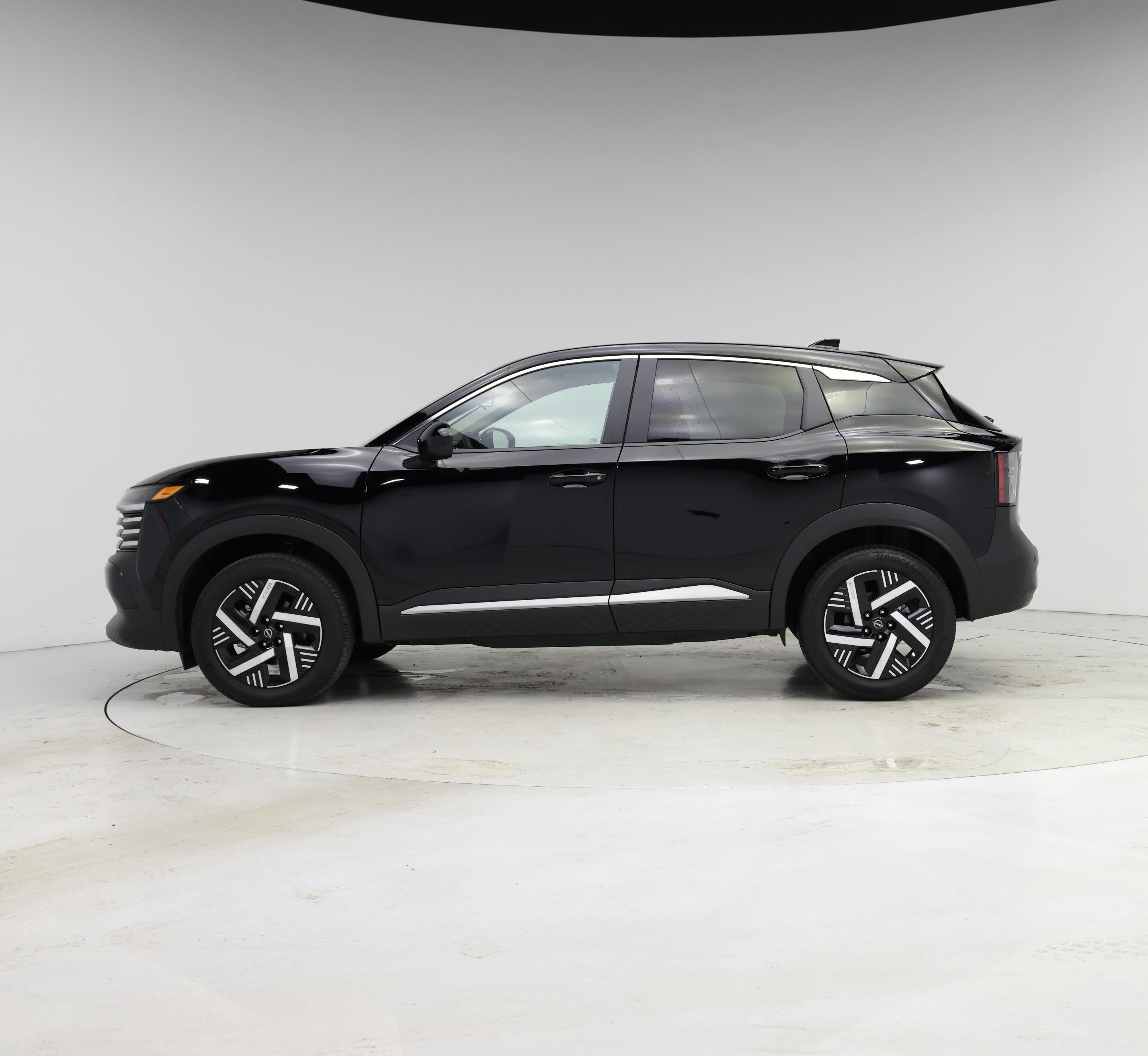Thumbnail: 2025 Nissan Kicks - 3