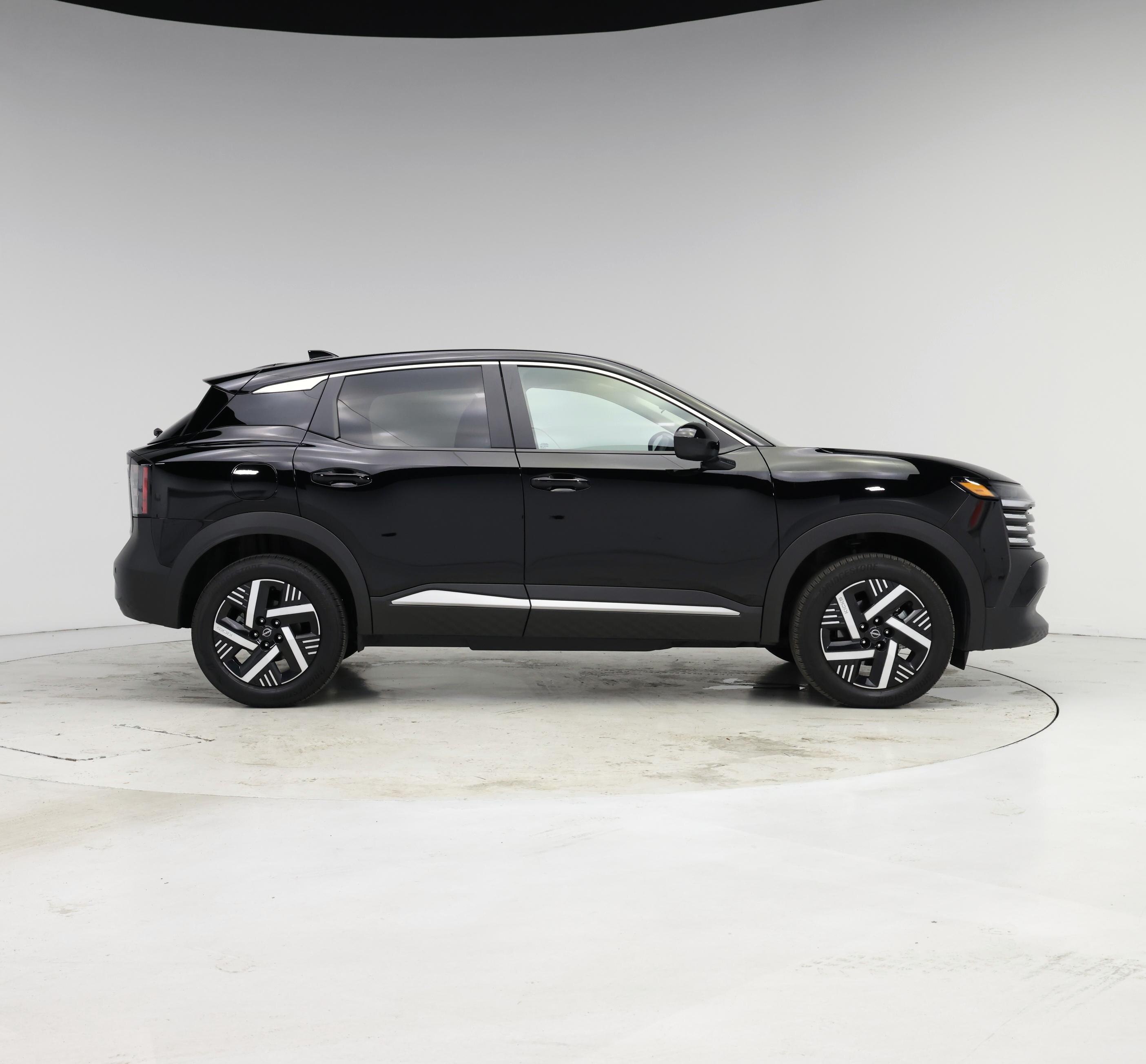 Thumbnail: 2025 Nissan Kicks - 7