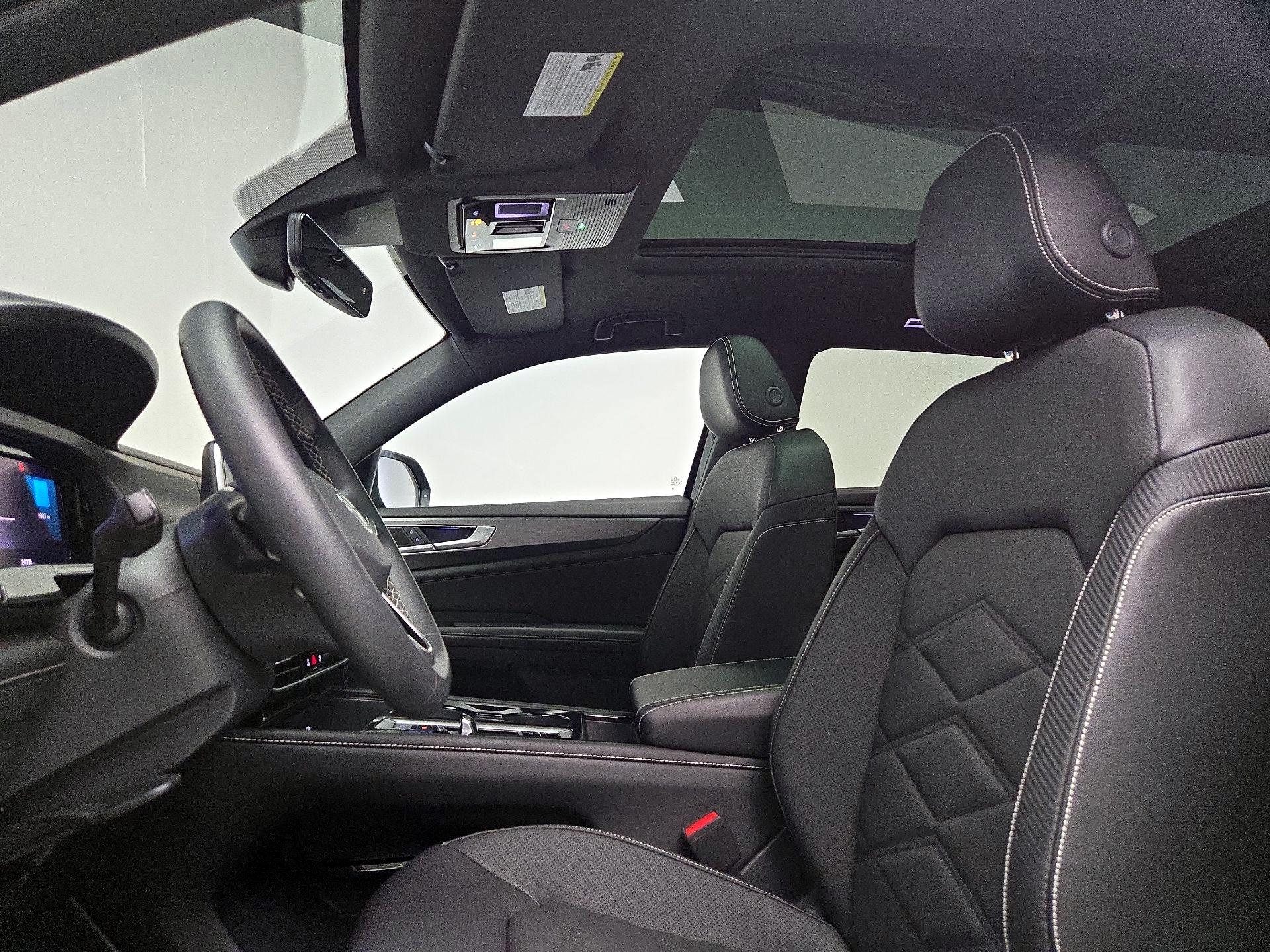 Thumbnail: 2024 Volkswagen Atlas - 19