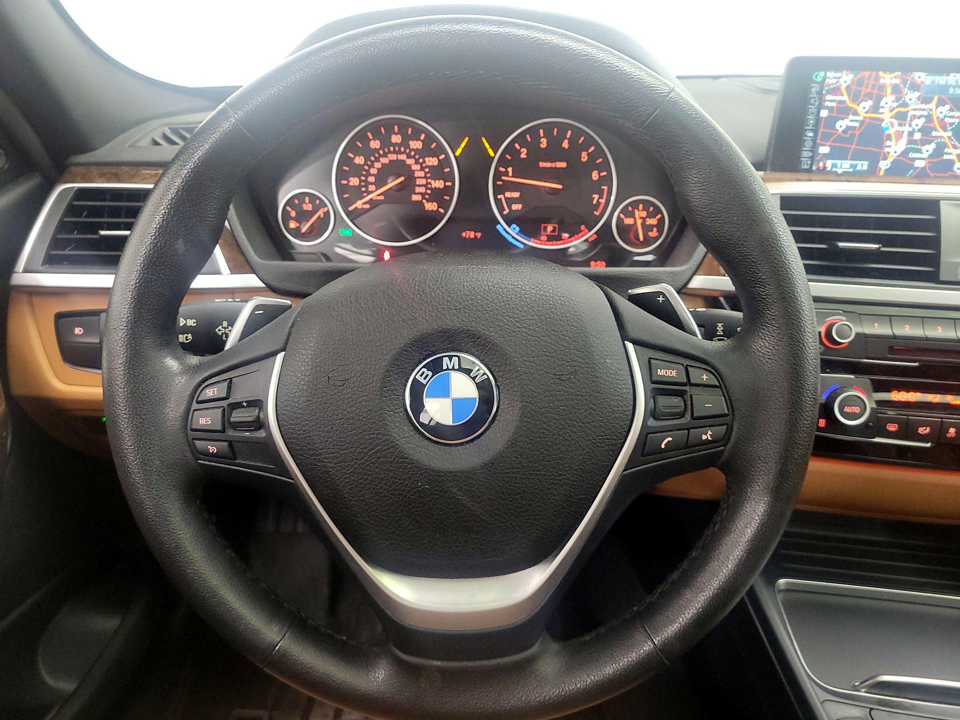 Thumbnail: 2016 BMW 3 Series - 10