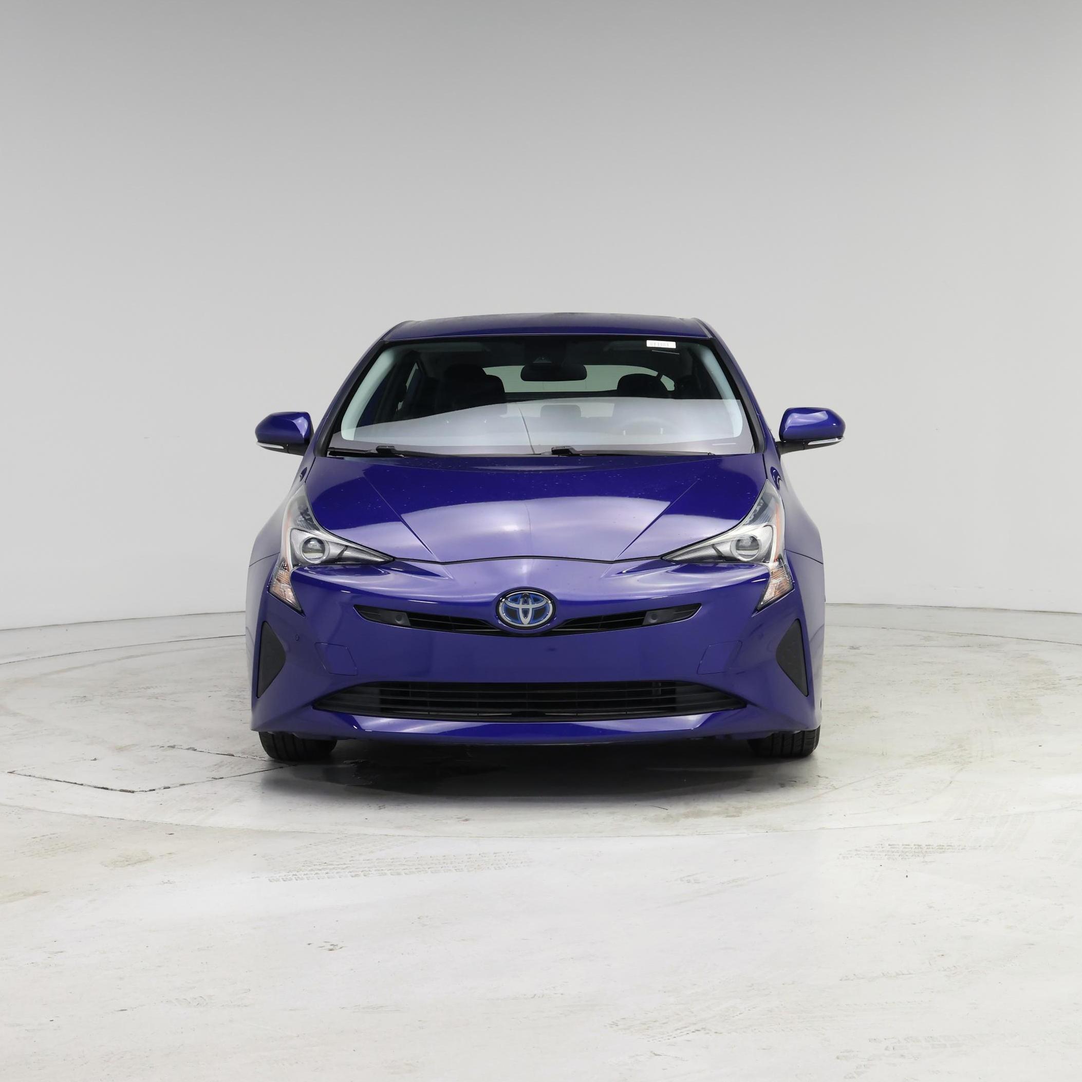 Thumbnail: 2018 Toyota Prius - 5