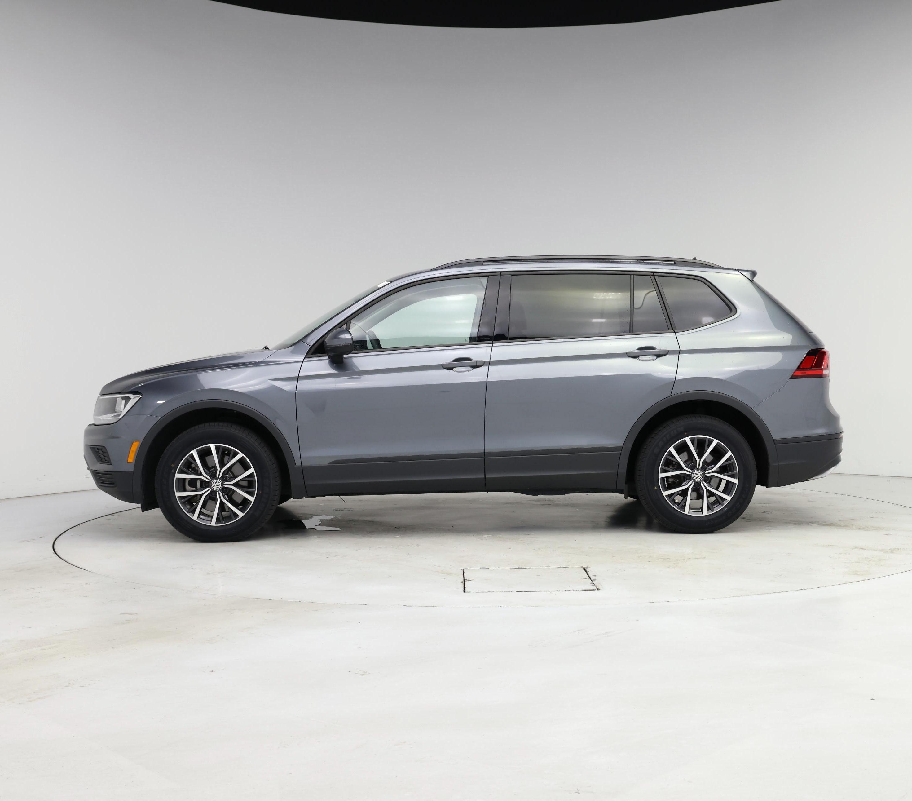 Thumbnail: 2021 Volkswagen Tiguan - 3