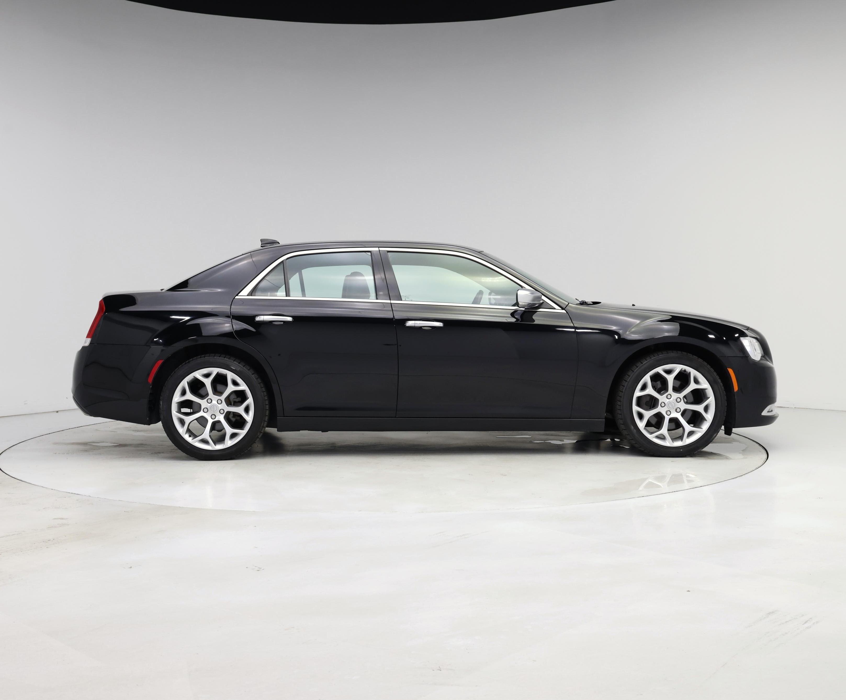 Thumbnail: 2020 Chrysler 300 - 7