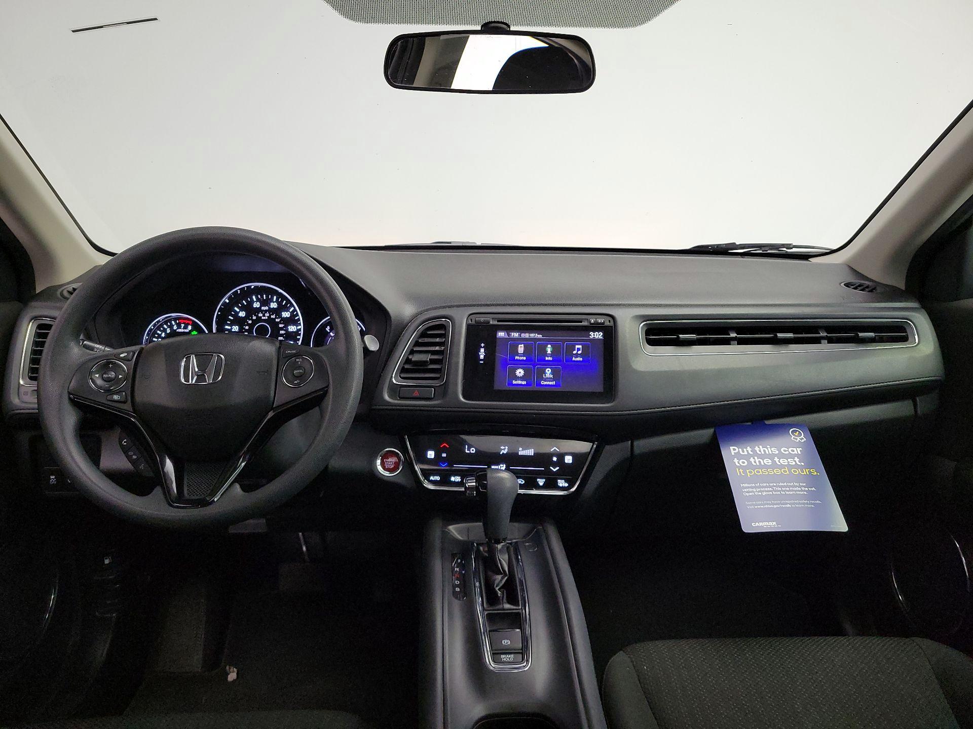Thumbnail: 2016 Honda HR-V - 9