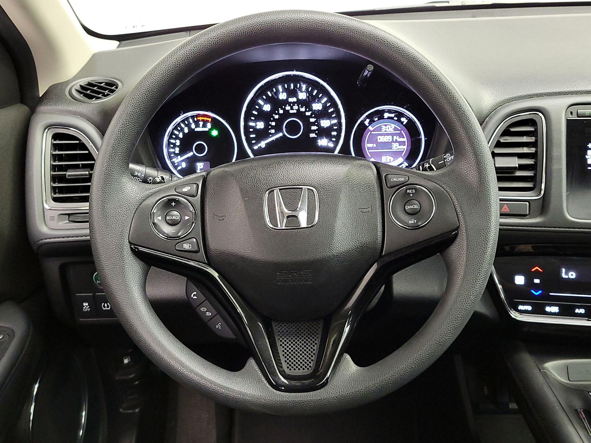 Thumbnail: 2016 Honda HR-V - 10