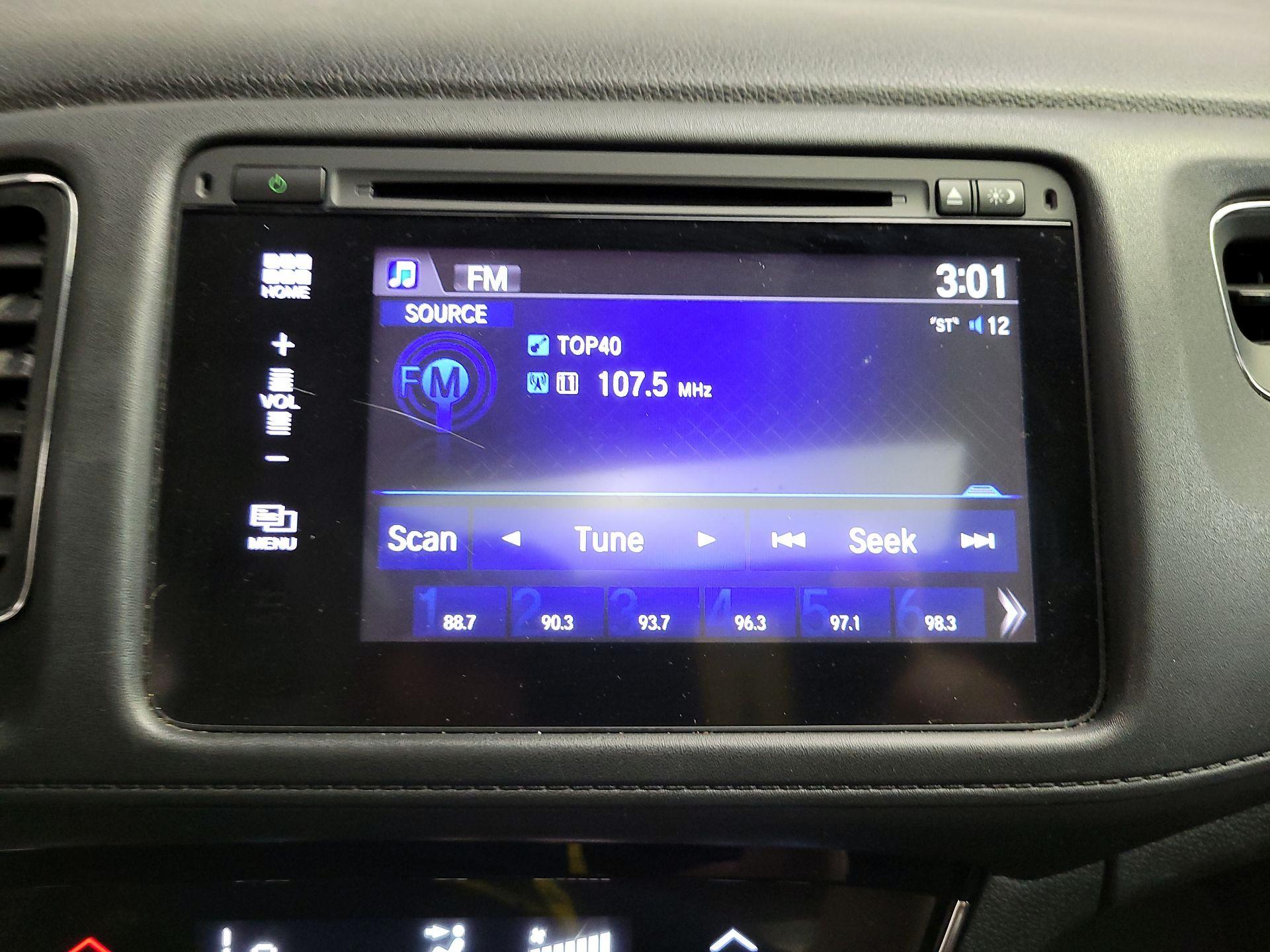 Thumbnail: 2016 Honda HR-V - 15