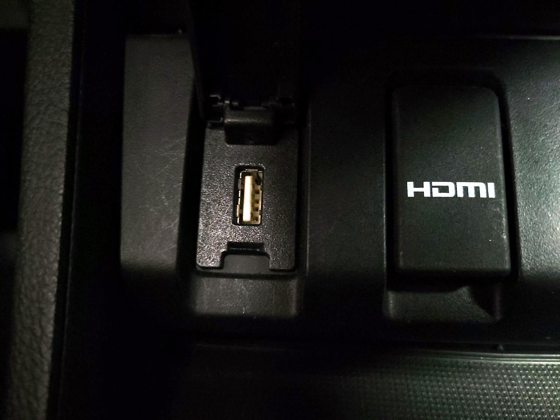 Thumbnail: 2016 Honda HR-V - 18