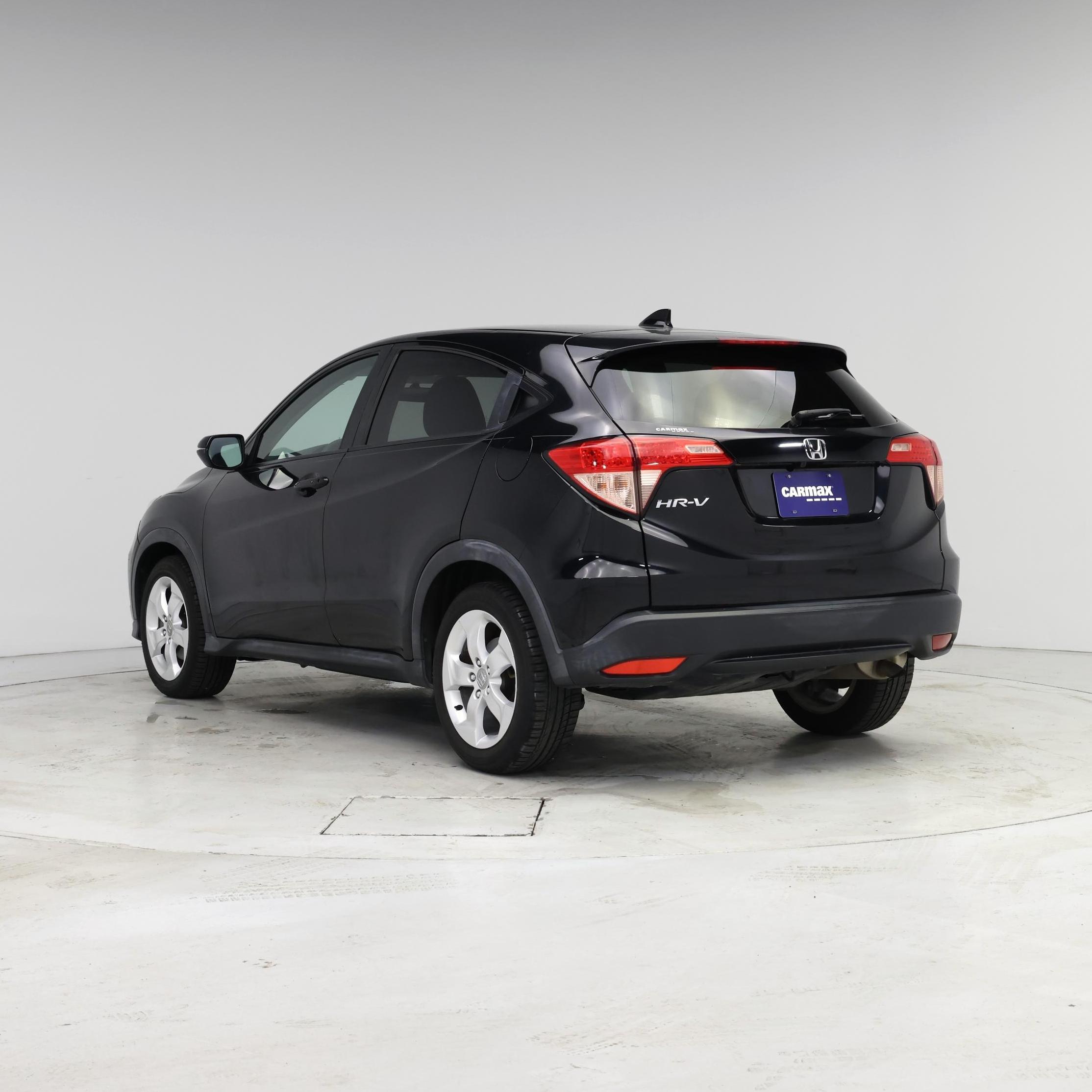 Thumbnail: 2016 Honda HR-V - 2