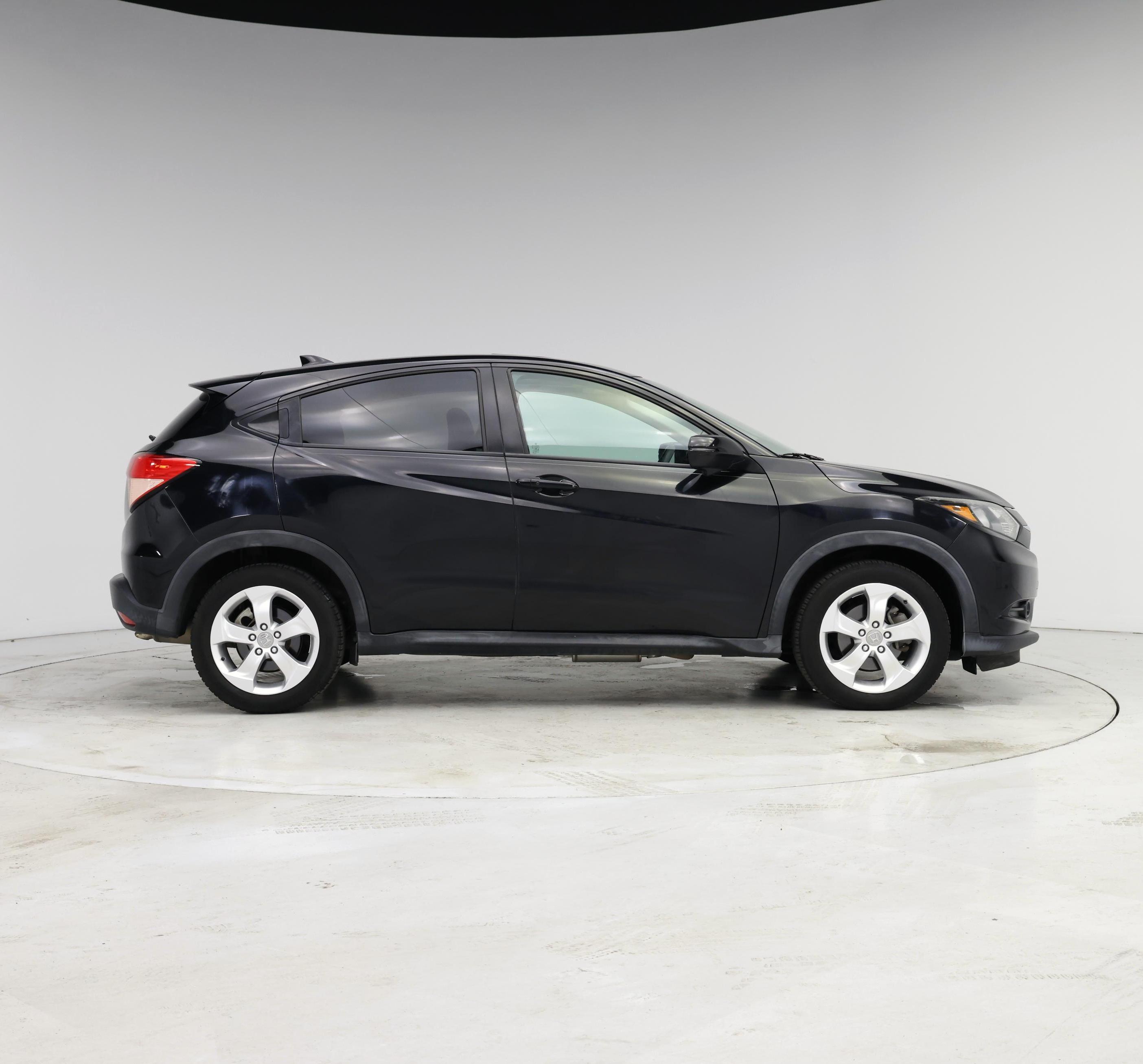 Thumbnail: 2016 Honda HR-V - 7