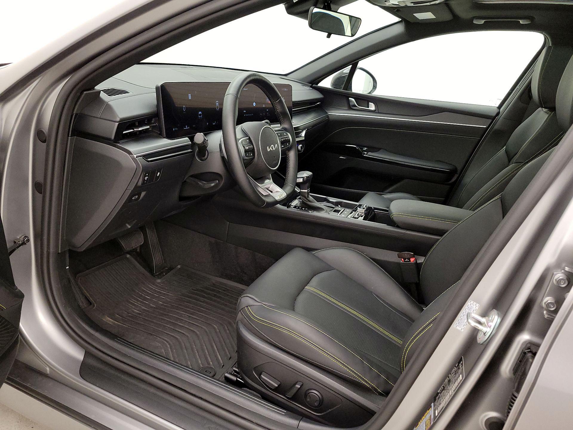 Thumbnail: 2025 Kia K5 - 11