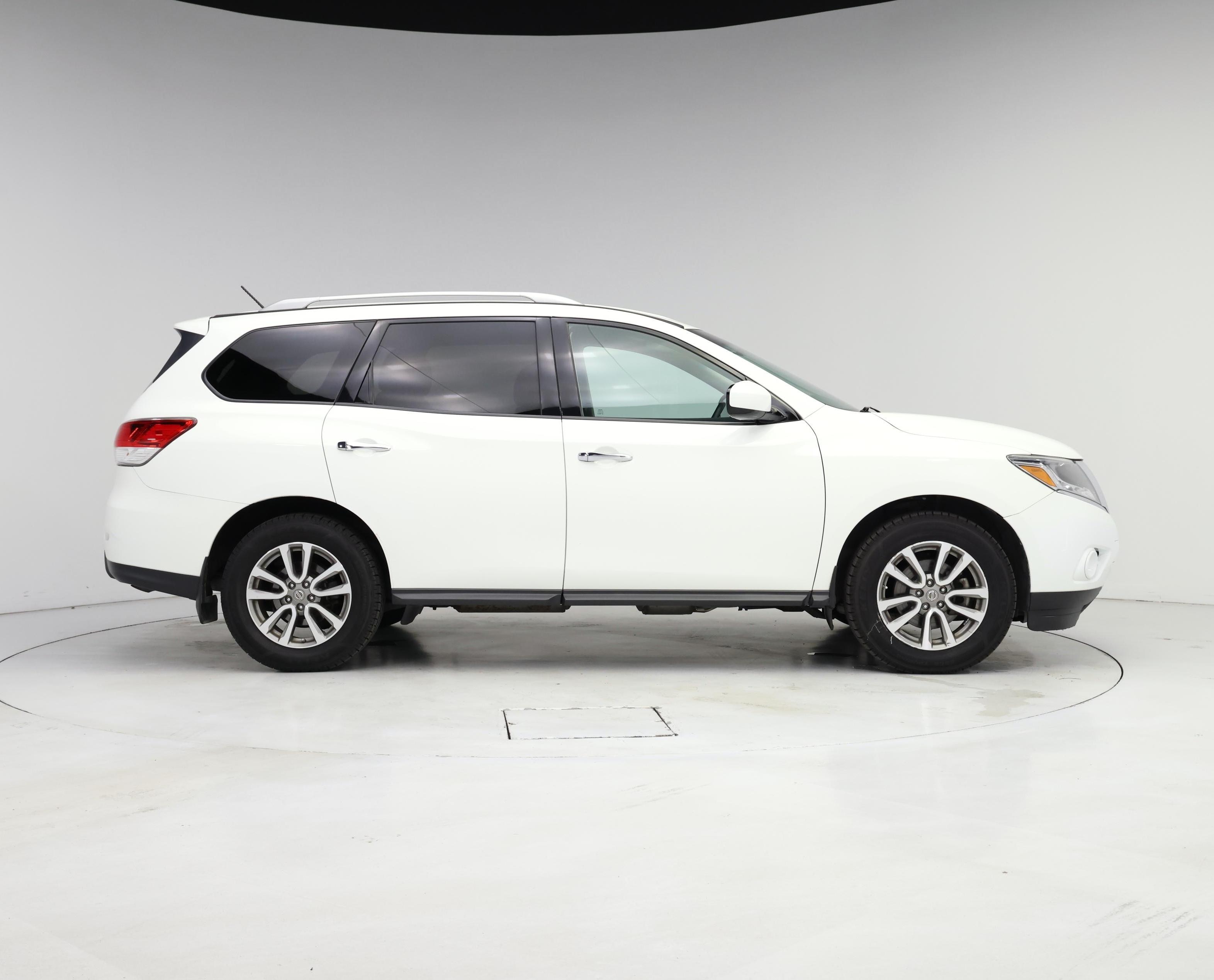 Thumbnail: 2015 Nissan Pathfinder - 7