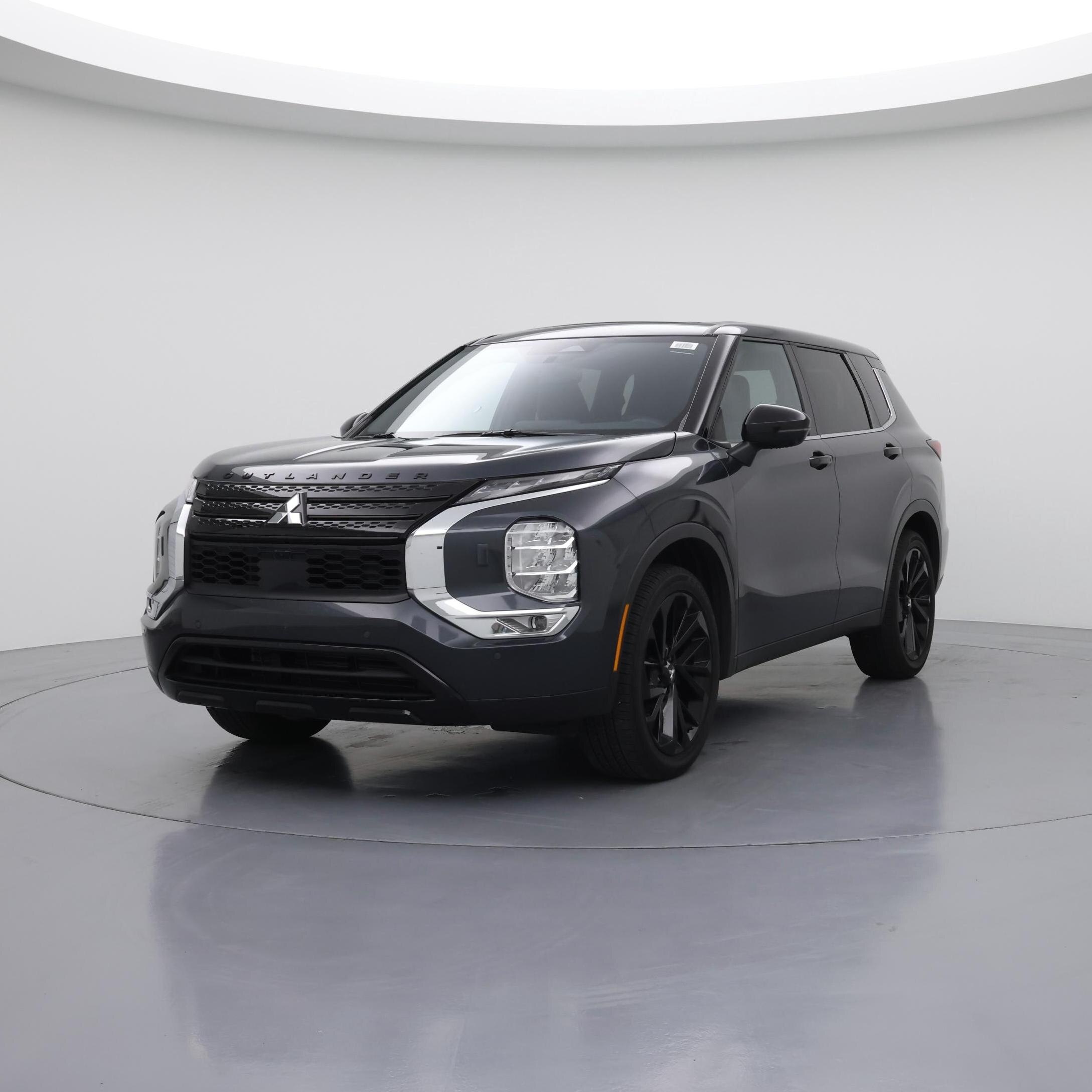 Thumbnail: 2024 Mitsubishi Outlander - 4