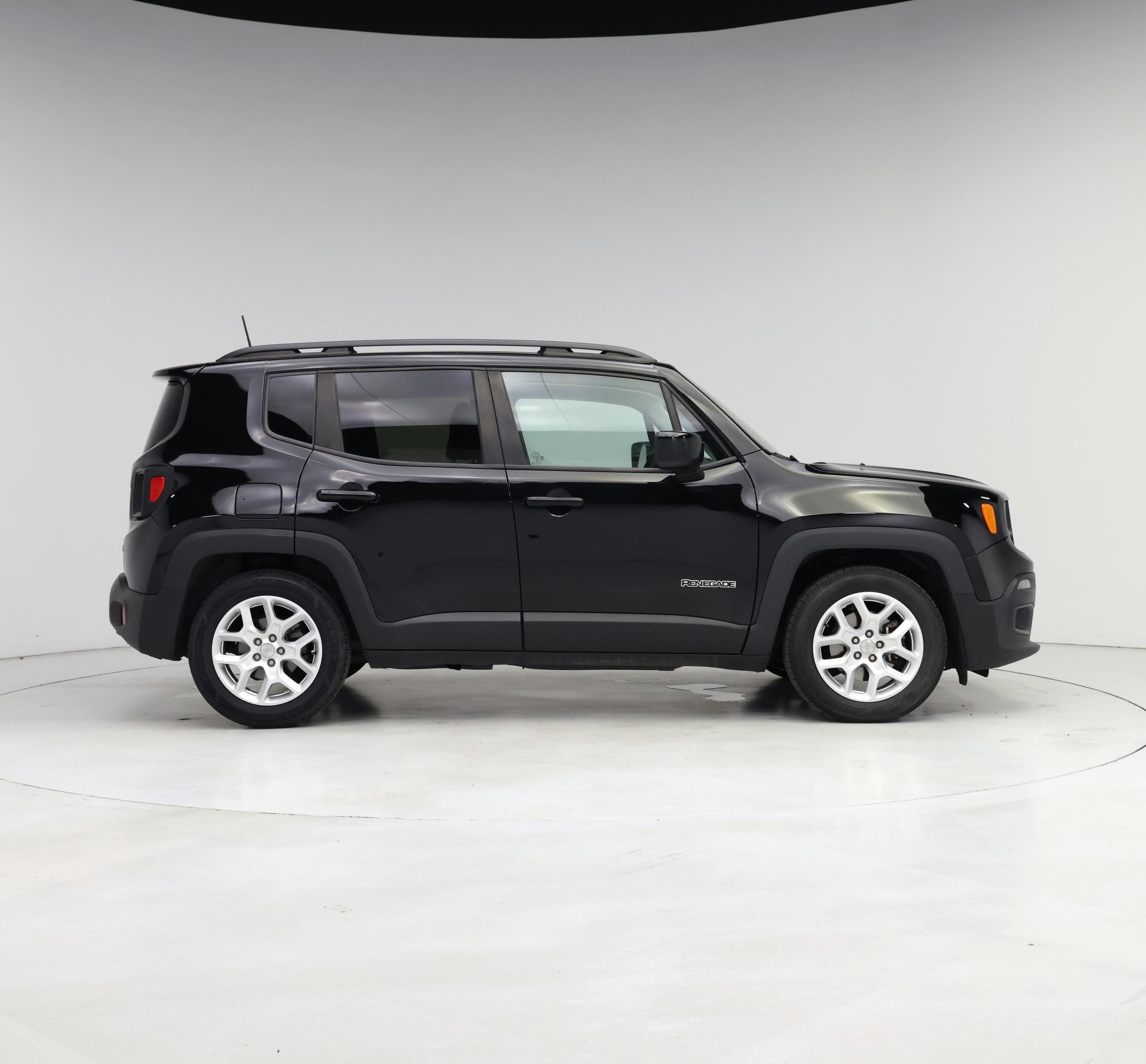 Thumbnail: 2018 Jeep Renegade - 7