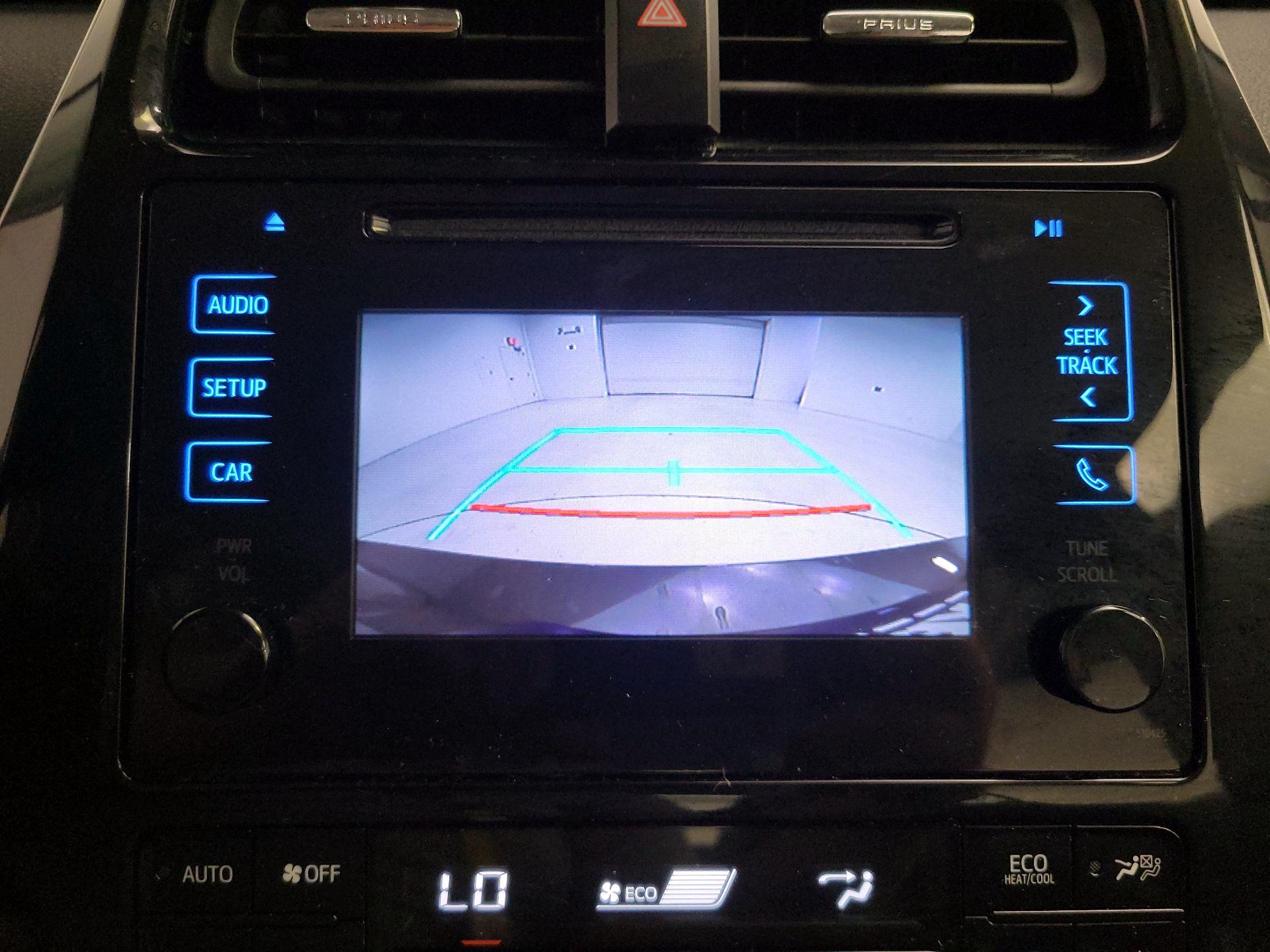 Thumbnail: 2019 Toyota Prius - 14